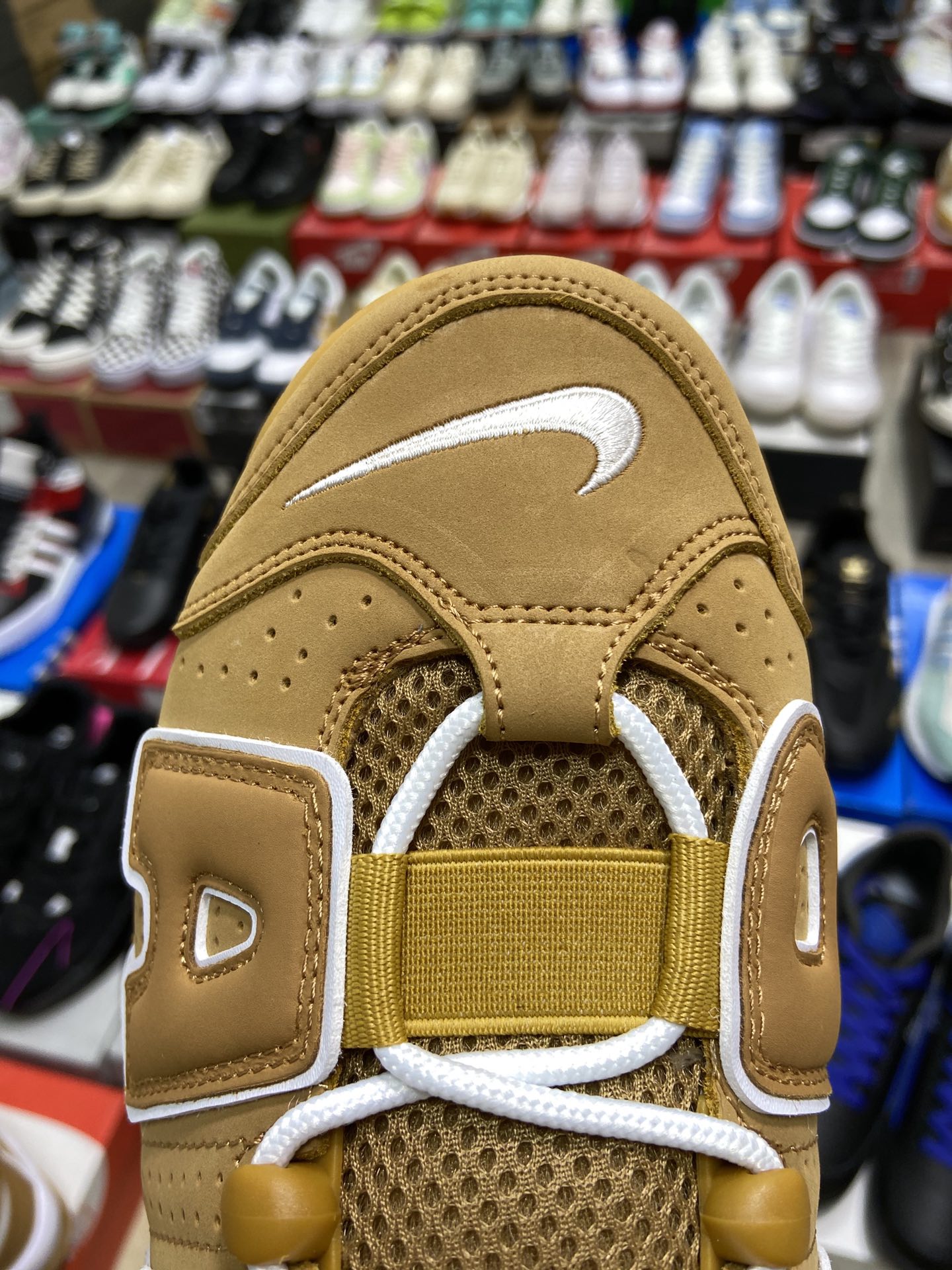 260 Nike Air More Uptempo皮蓬经典高街百搭篮球鞋系列 斯科特·皮蓬系列DQ4713-700