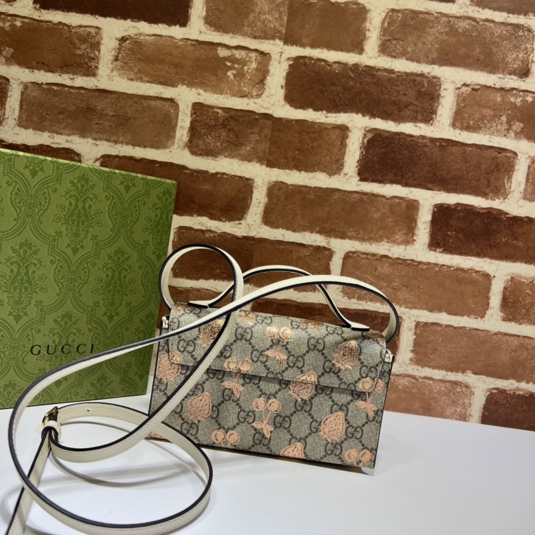 GUCCI古驰Padlock系列浆果印花迷你手袋652683