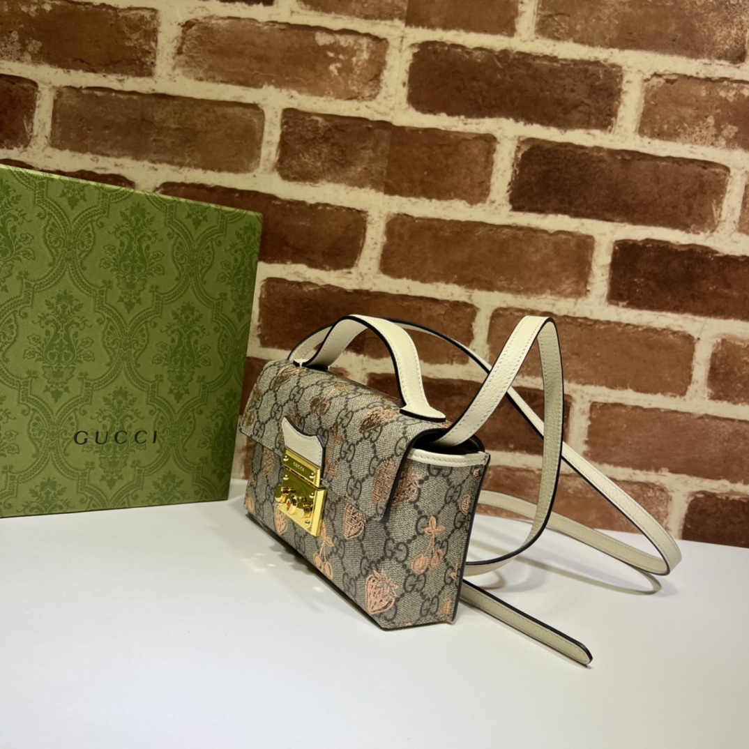 GUCCI古驰Padlock系列浆果印花迷你手袋652683