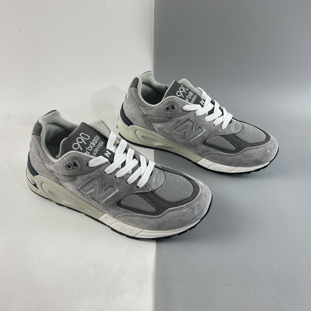 P240  New Balance 新百伦复古休闲跑步鞋M990GR2