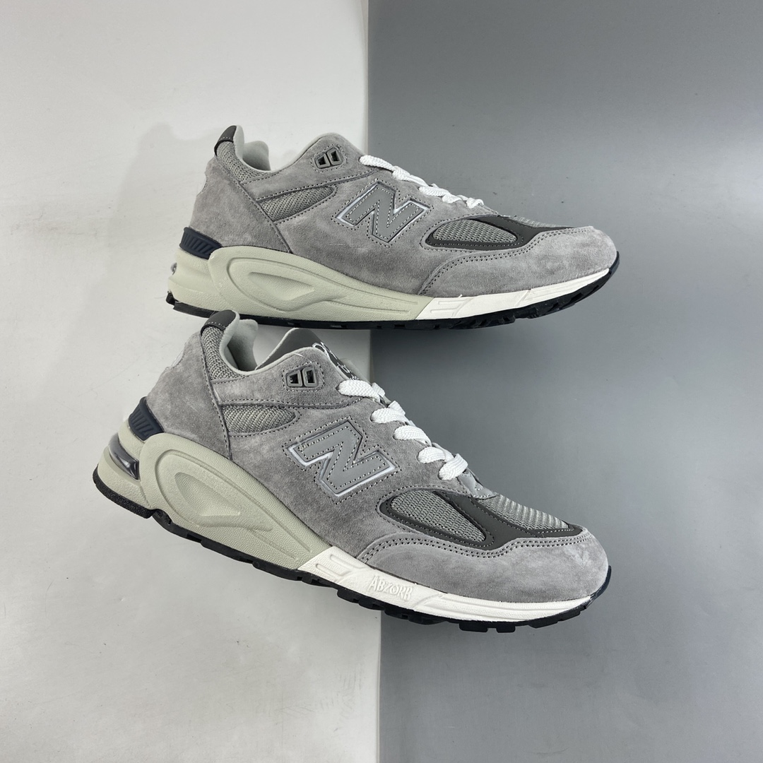 P240  New Balance 新百伦复古休闲跑步鞋M990GR2