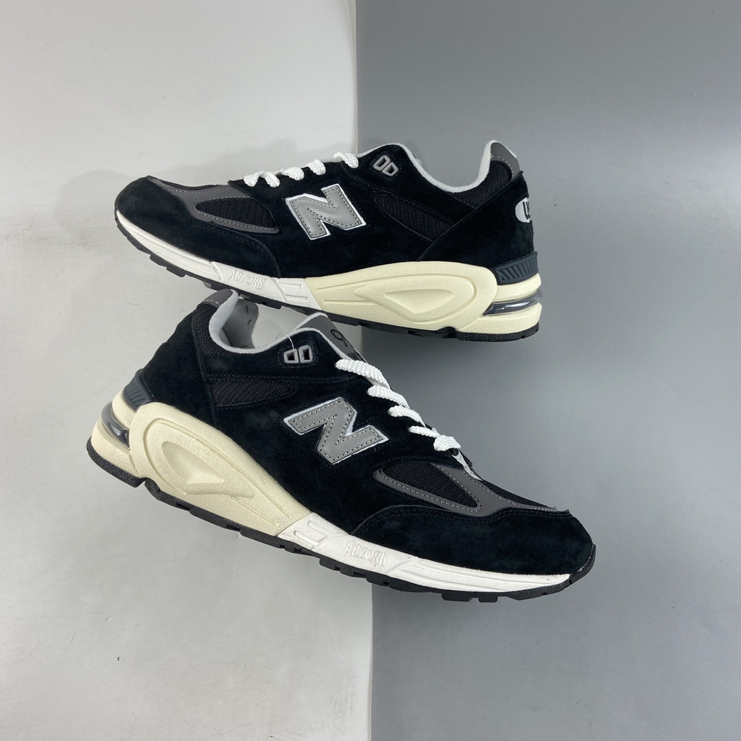 P240  New Balance 新百伦复古休闲跑步鞋M990BK2