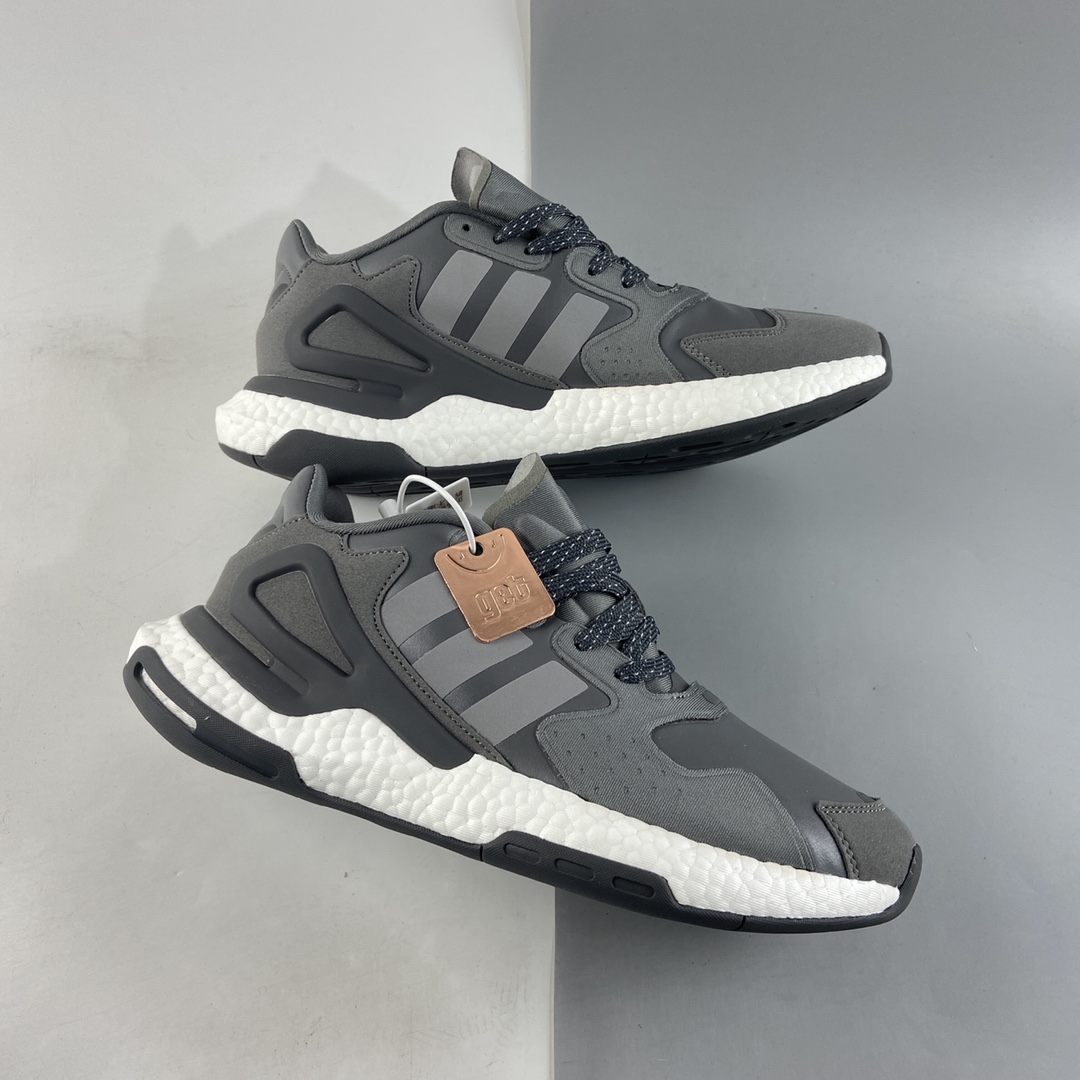 P220  Adidas Originals 2020 Day Jogger Boost 三叶草 FW4822