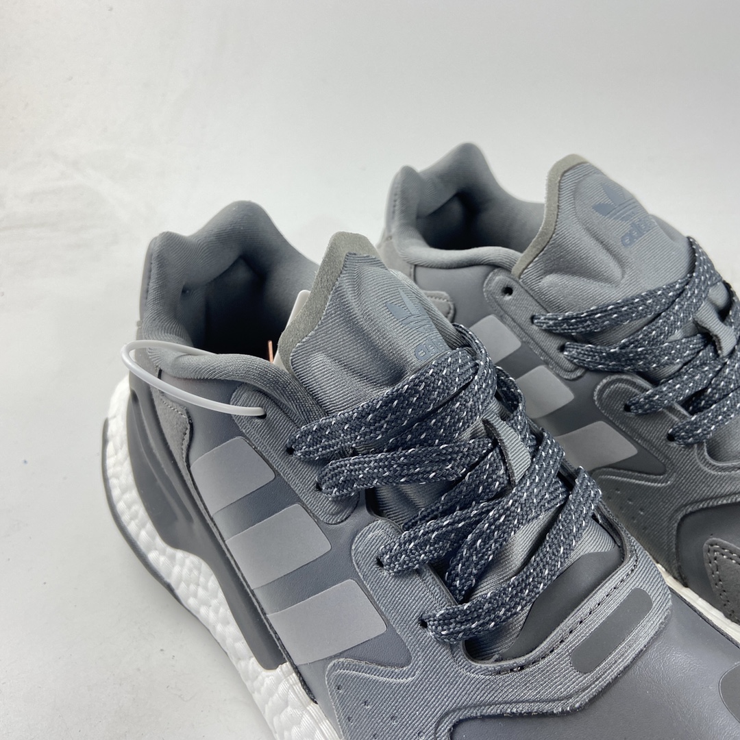 P220  Adidas Originals 2020 Day Jogger Boost 三叶草 FW4822