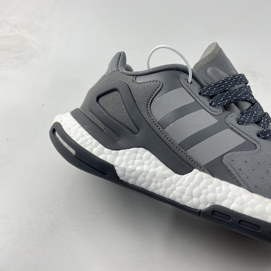 P220  Adidas Originals 2020 Day Jogger Boost 三叶草 FW4822