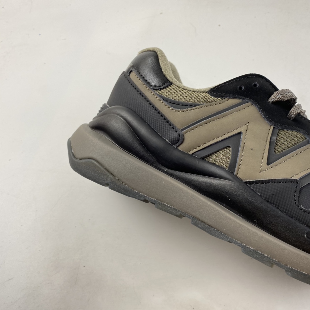 P200   New Balance NB5740系列复古休闲慢跑鞋 M5740NX