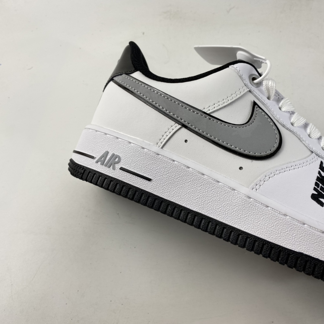 P200  NIKE Air Force 1 Low 空军一号低帮百搭休闲运动板鞋 DC8873-101