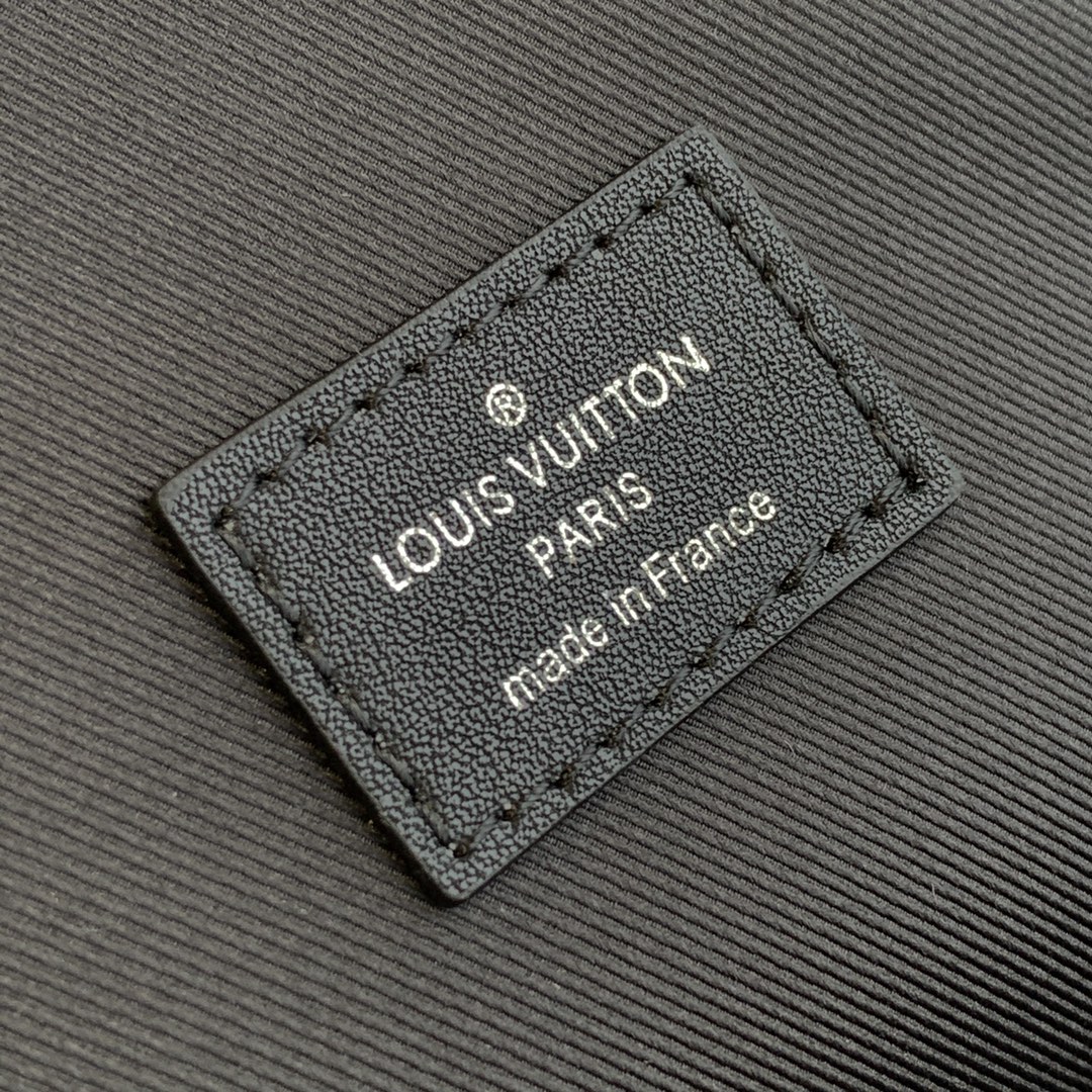 Louis Vuitton LV Avenue Slingbag N50038水绿色