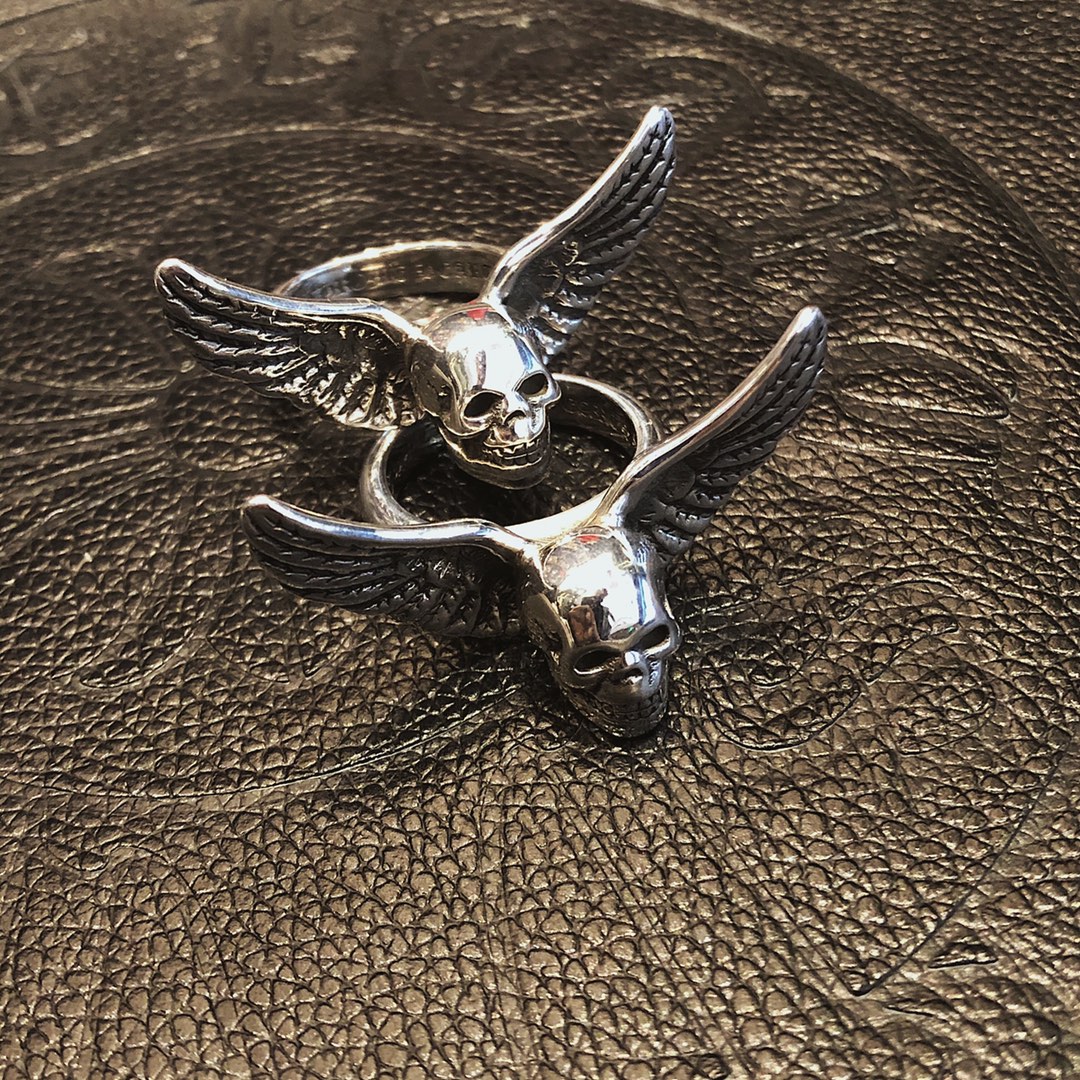 Chrome Hearts 𝐜𝐡𝐫𝐨𝐦𝐞 𝐡𝐞𝐚𝐭𝐬 克罗心天使骷髅戒指