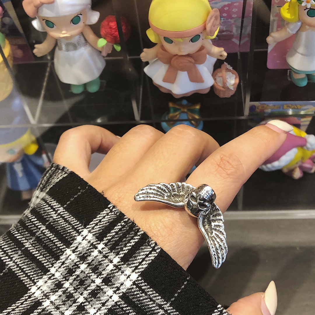 Chrome Hearts 𝐜𝐡𝐫𝐨𝐦𝐞 𝐡𝐞𝐚𝐭𝐬 克罗心天使骷髅戒指