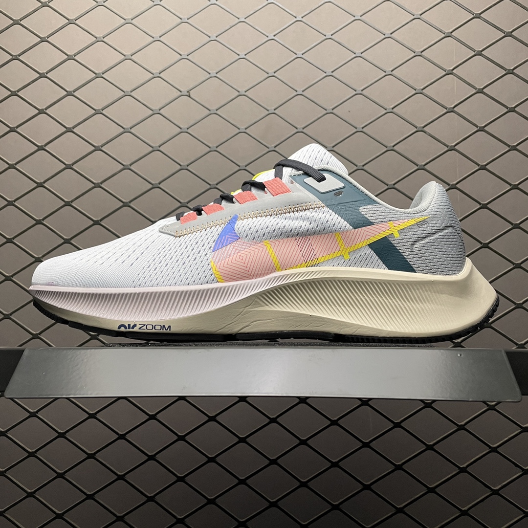 NKZoomPegasus38登月3