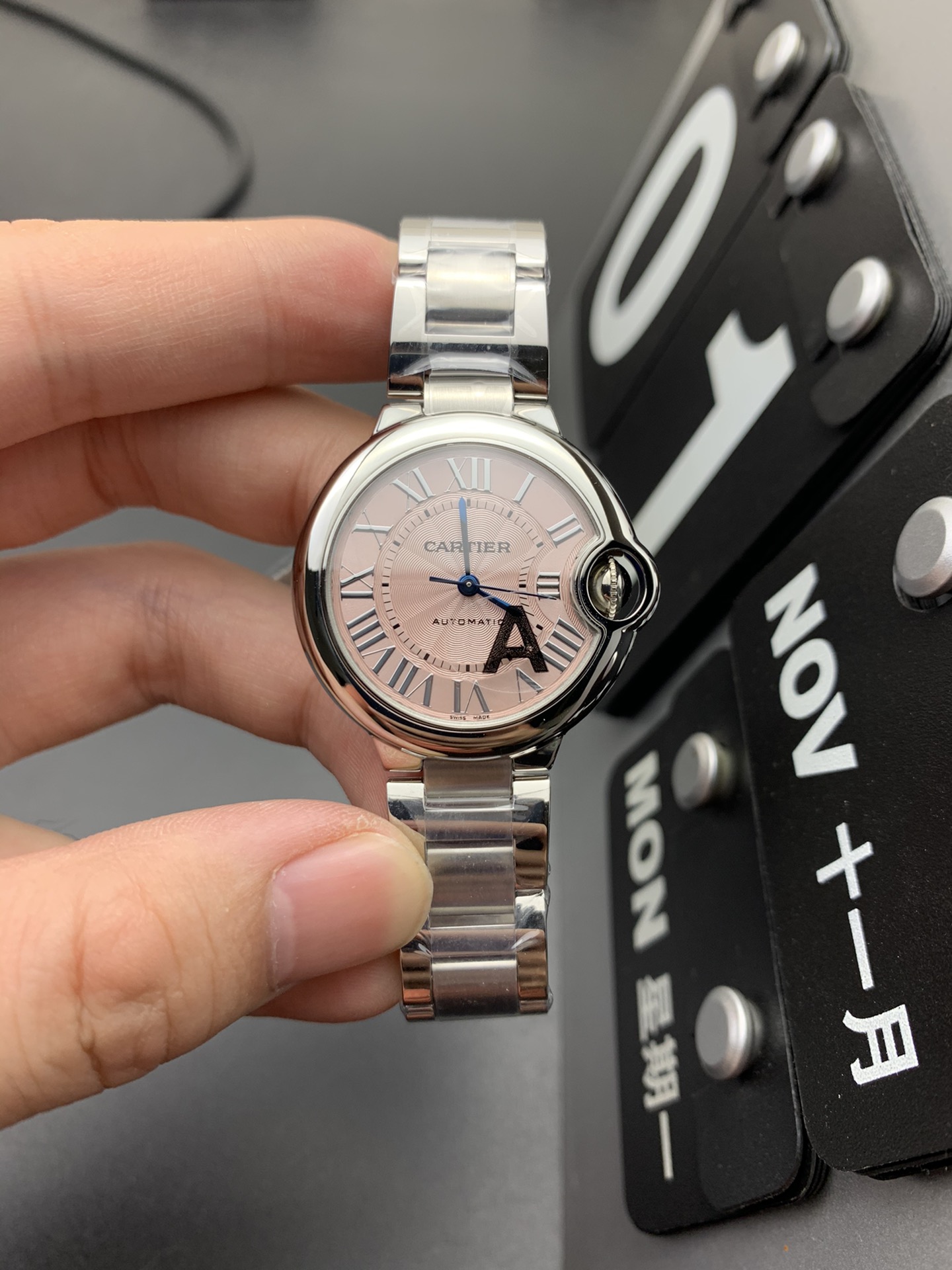 Cartier V6 33粉气球