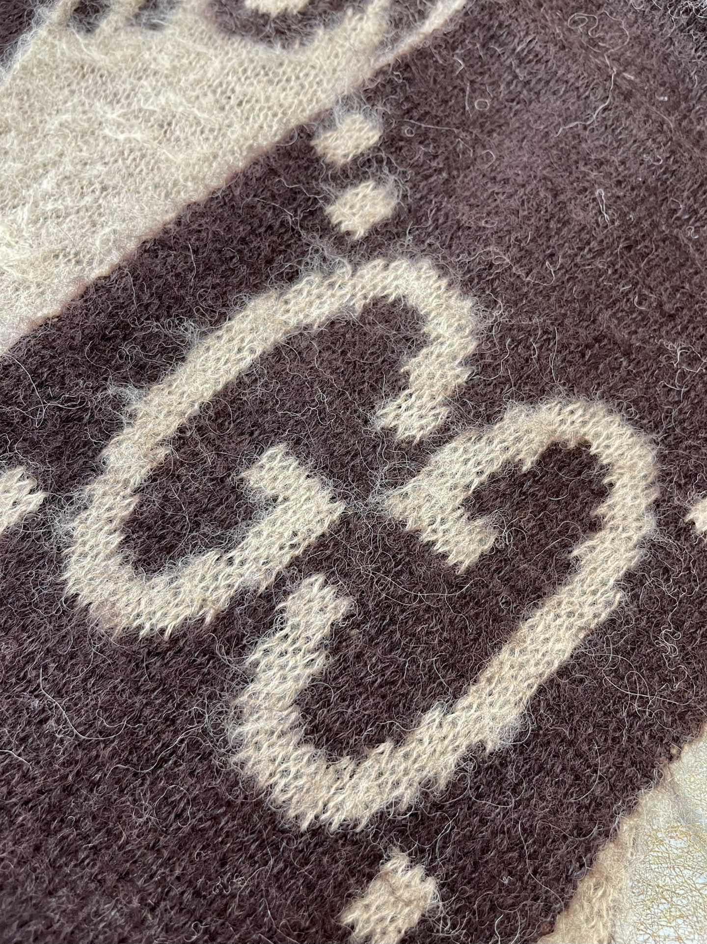 （套装）GUCCI古驰马海毛羊毛长巾638680