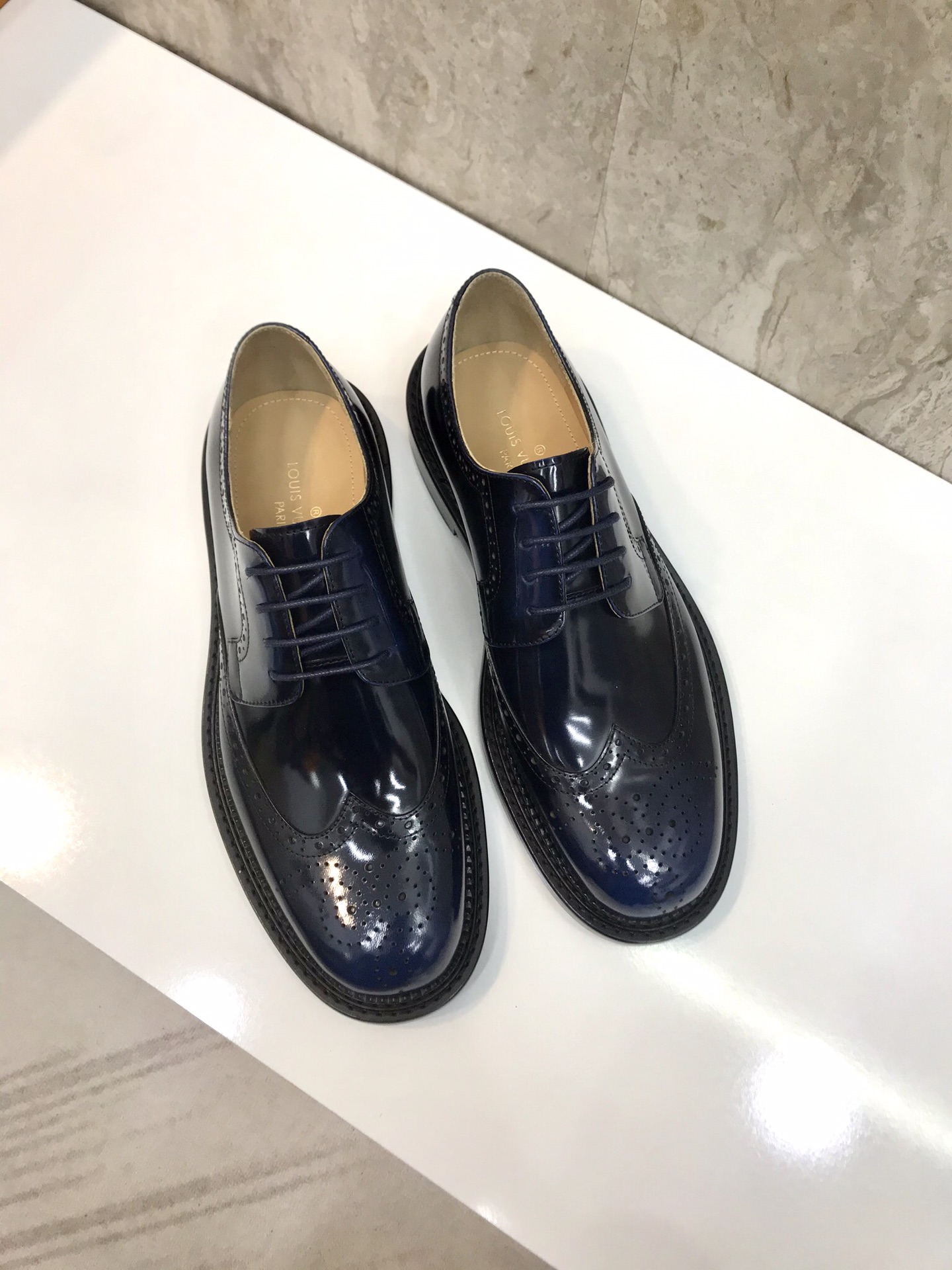 Top Original: P610 Marca: LOUIS*VUITTON (Louis Vuitton) Código estándar: 38-44 (45 grado personaliza