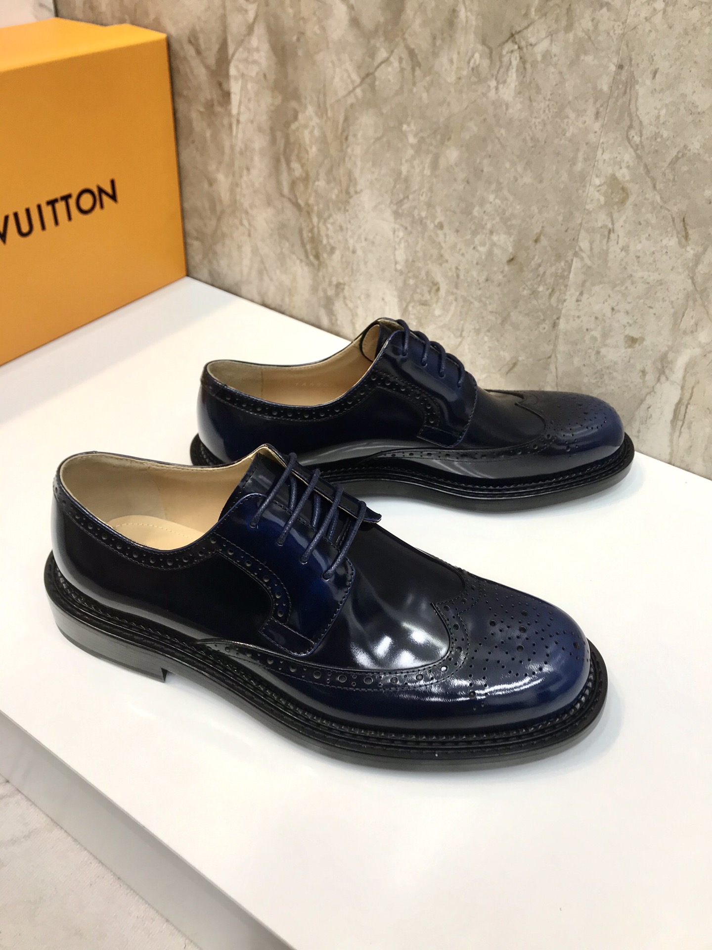 Top Original: P610 Marca: LOUIS*VUITTON (Louis Vuitton) Código estándar: 38-44 (45 grado personaliza