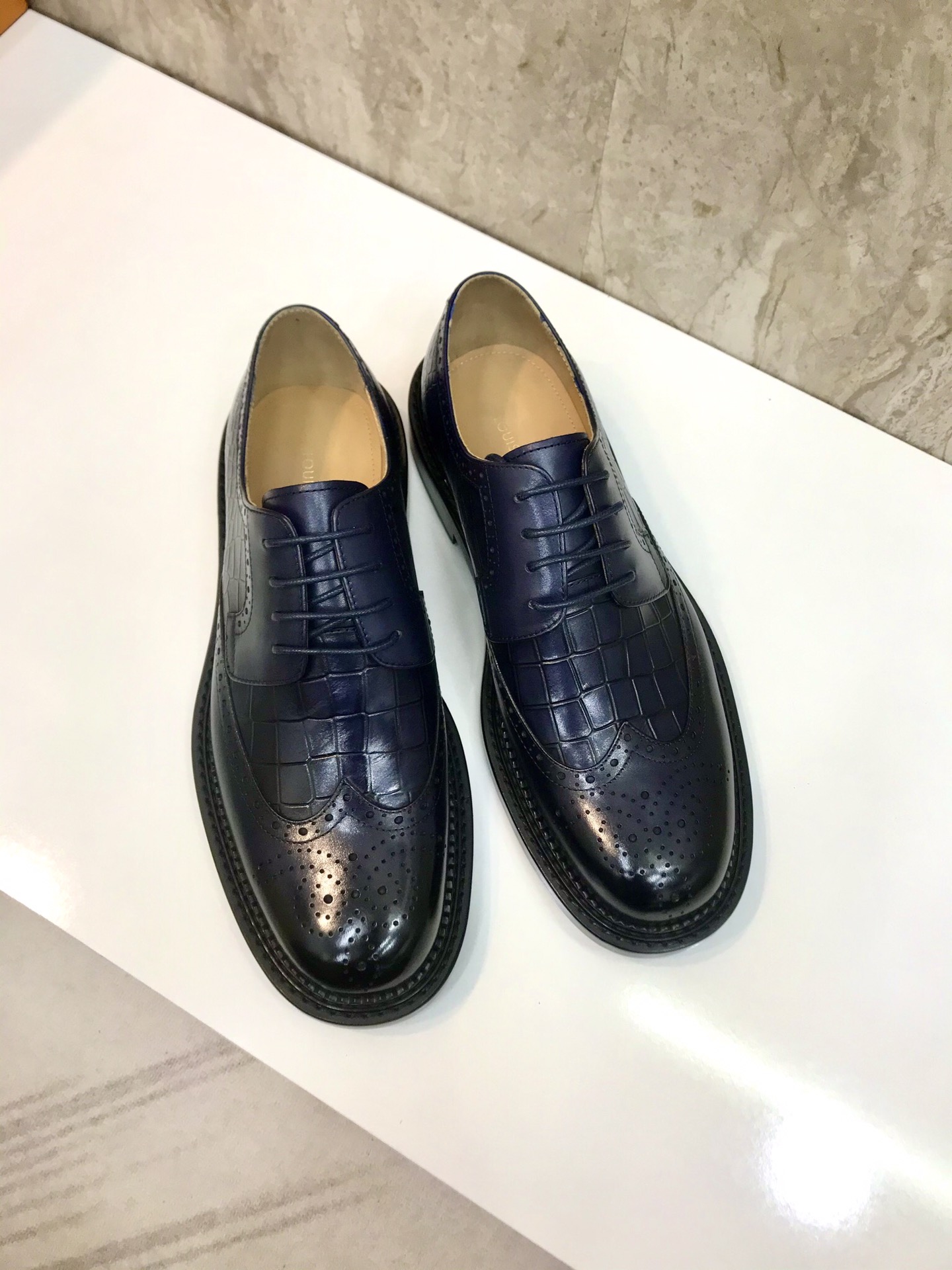 Top Original: P610 Marca: LOUIS*VUITTON (Louis Vuitton) Código estándar: 38-44 (45 grado personaliza