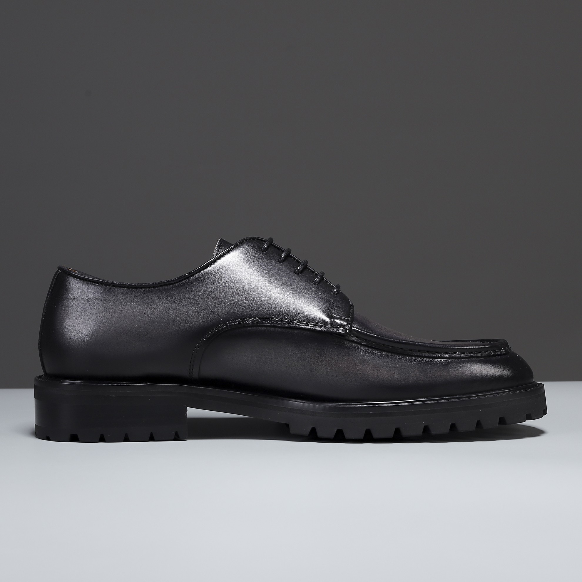Berluti/Berluti Nuevos modelos están llegando Material de cuero de vaca importado hecho a mano por f