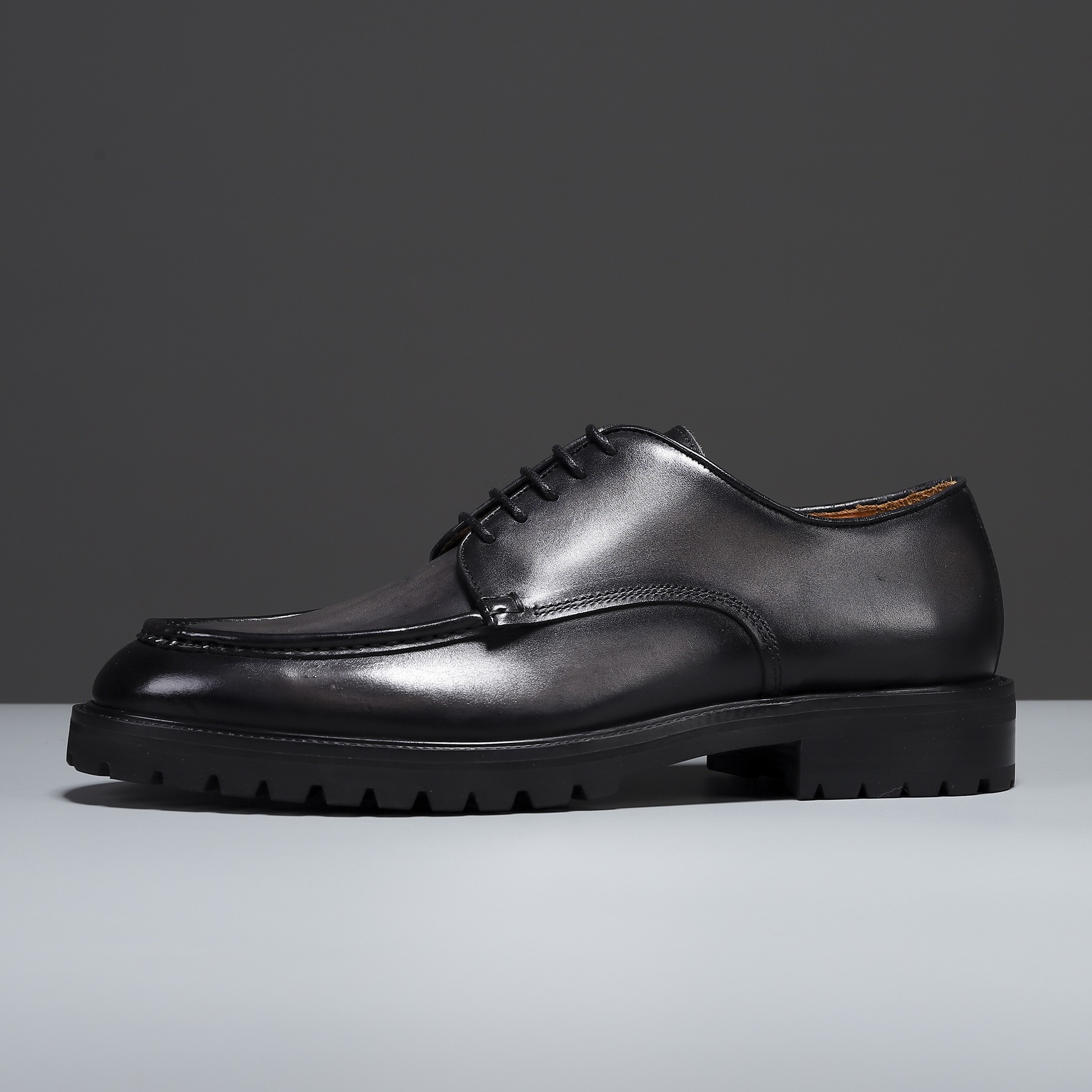 Berluti/Berluti Nuevos modelos están llegando Material de cuero de vaca importado hecho a mano por f