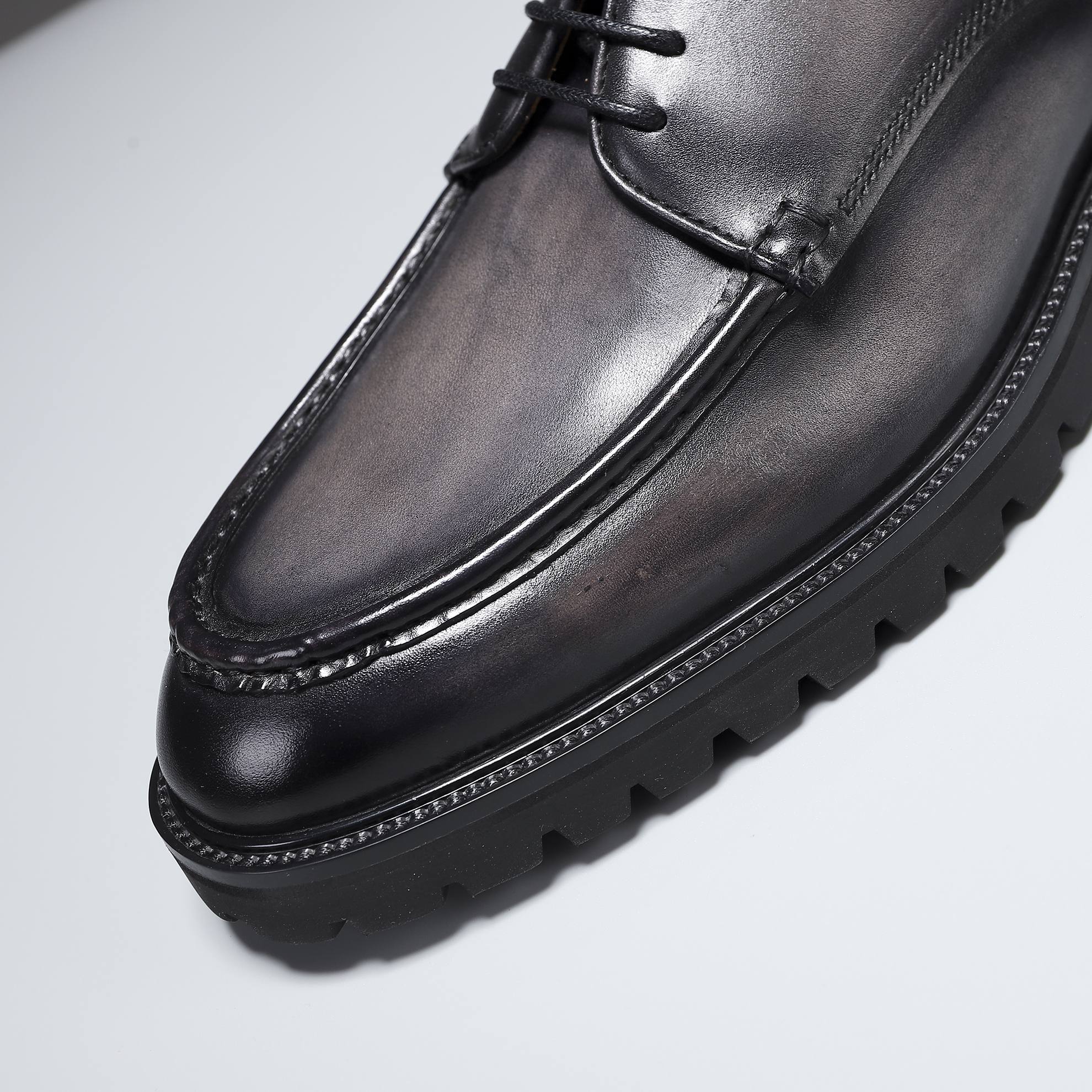Berluti/Berluti Nuevos modelos están llegando Material de cuero de vaca importado hecho a mano por f