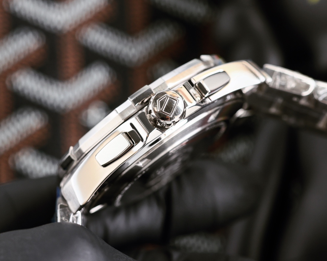 Luxury Tag Heuer Steel Watch with Quartz Movement and Sapphire Crystal, Exclusive Design. - 图片 4