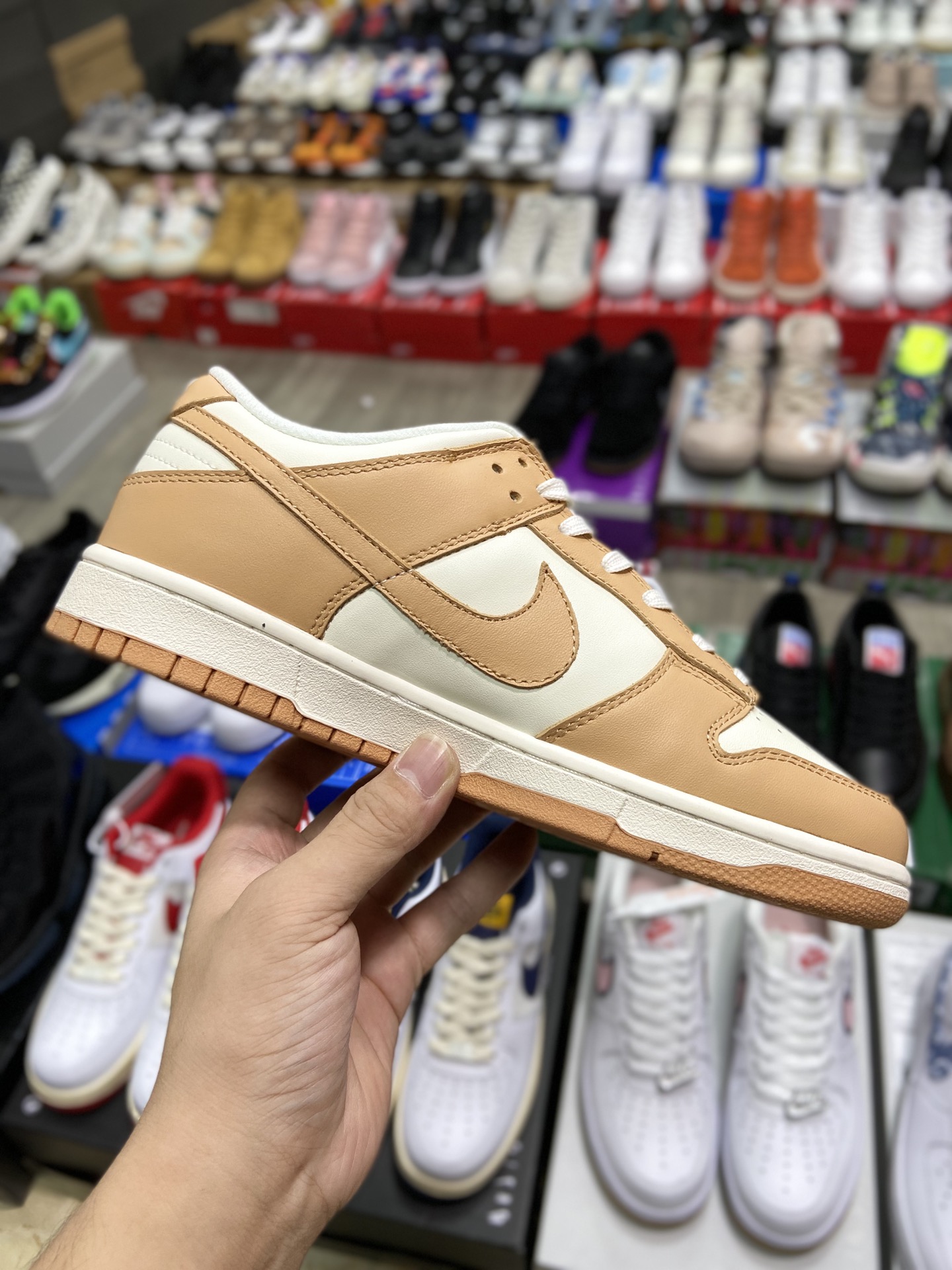 280 耐克NIKE Dunk SB LowHarvest Moon 米橘配色 潮流低帮休闲板鞋 DD1503-114