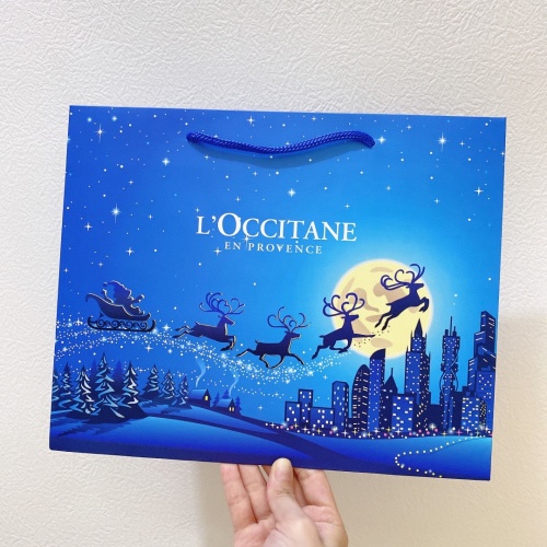 L'Occitane Christmas Gift Set: Luxurious Hand Cream Collection (5-Piece) 1 L'Occitane Christmas Gift Set: Luxurious Hand Cream Collection (5-Piece)
