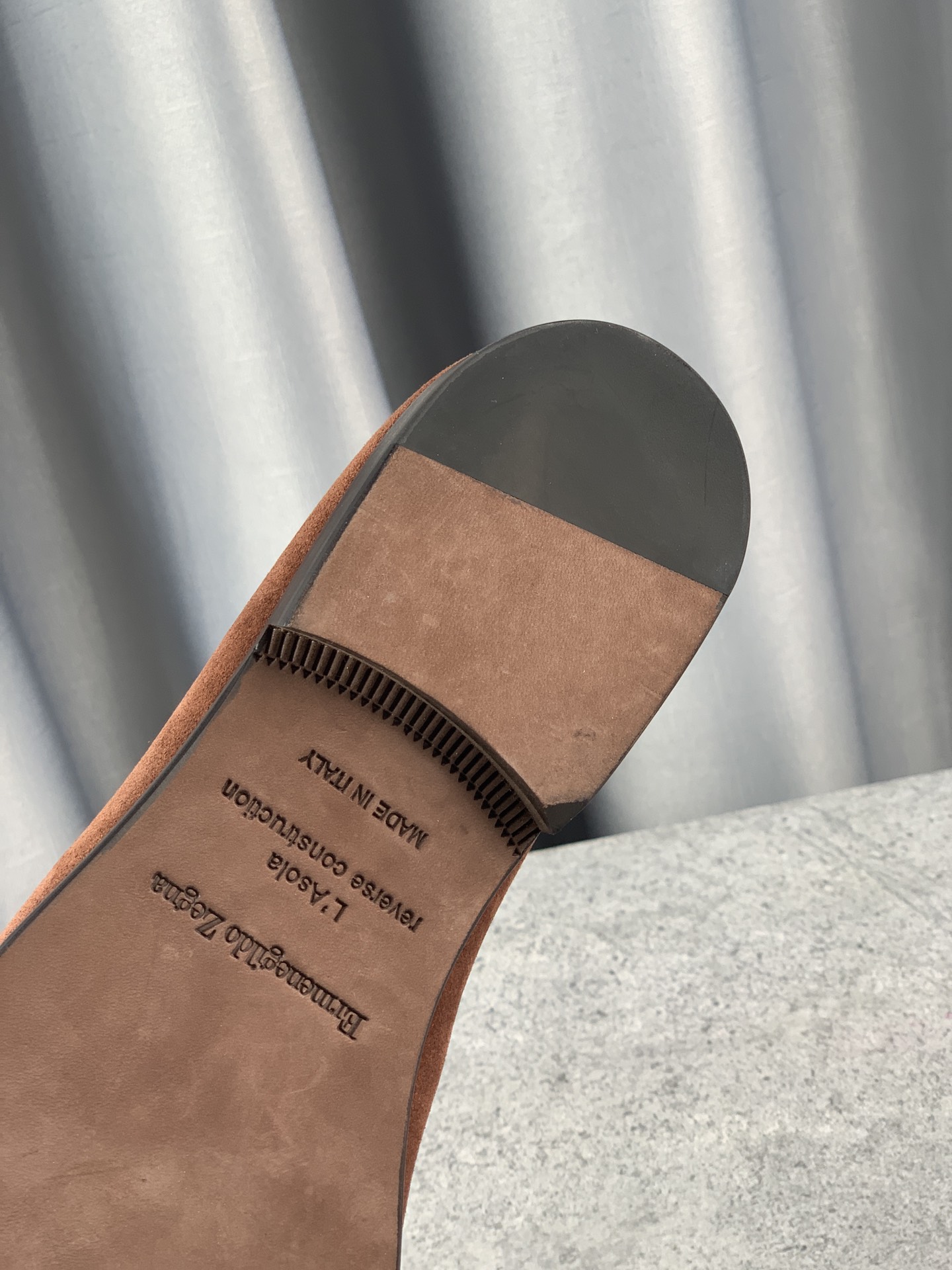 P410 Ermenegildo Zegna New Updated Zeg-L'Asola Loafer FlatLos detalles de ojales a medida del modelo