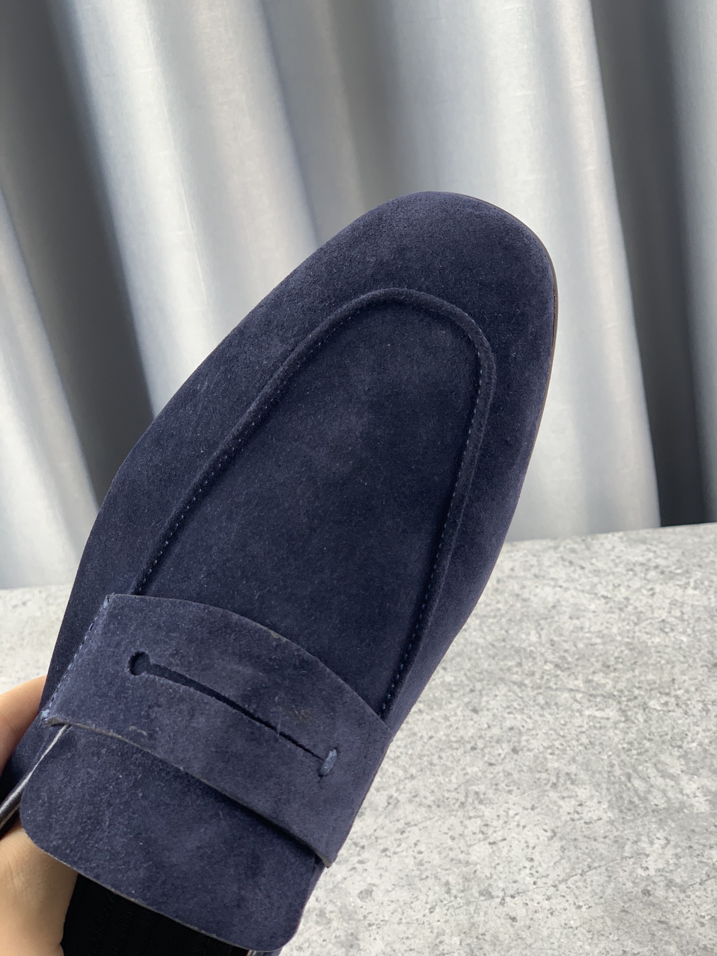 P410 Ermenegildo Zegna New Updated Zeg-L'Asola Loafer FlatLos detalles de ojales a medida del modelo