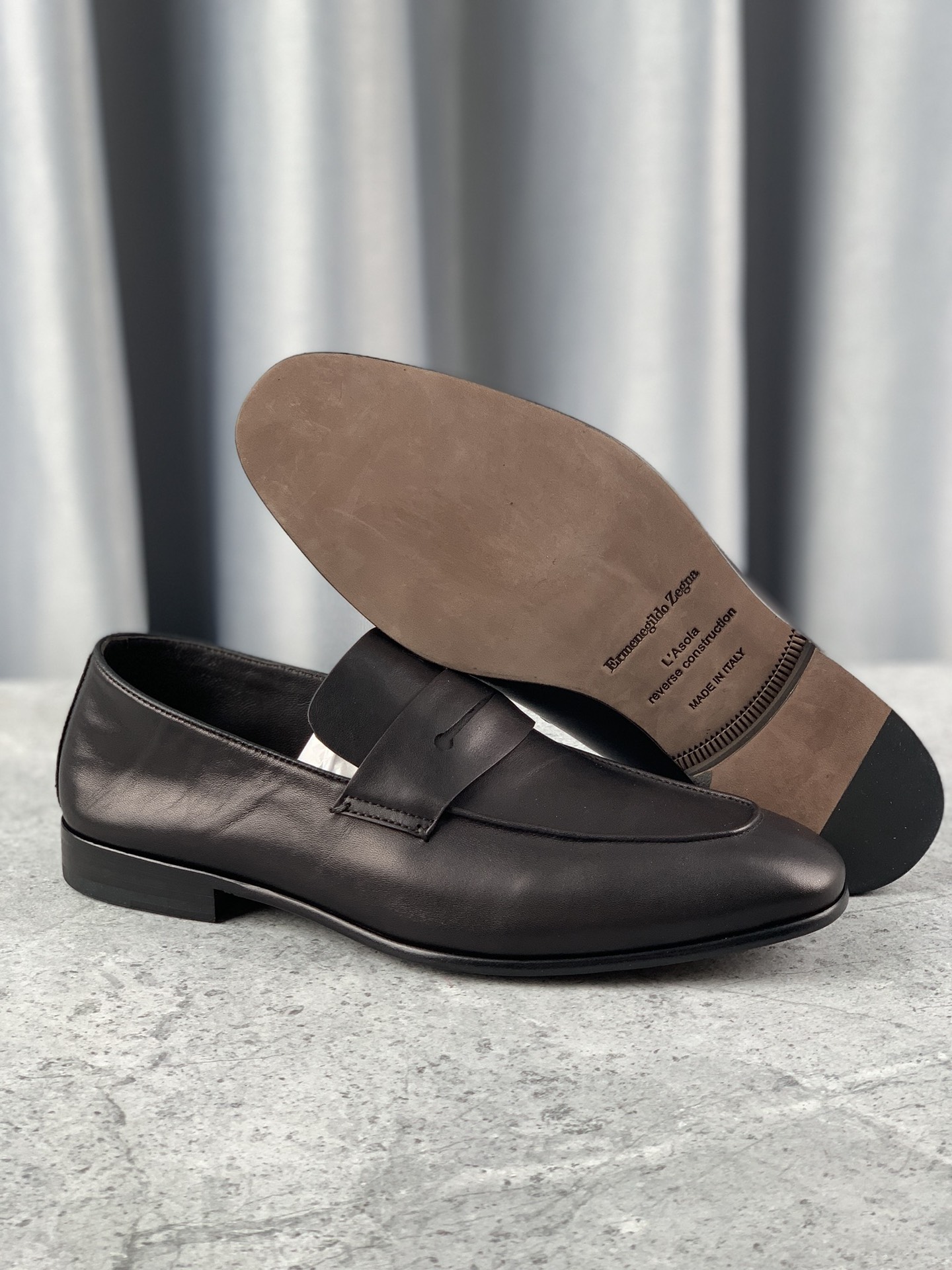 Novedad de Ermenegildo ZegnaActualizado p410Zeg-L'Asola Loafer FlatsEl detalle de ojales a medida de