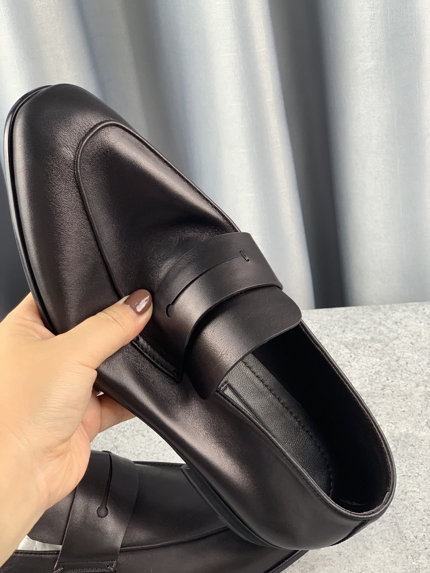 Novedad de Ermenegildo ZegnaActualizado p410Zeg-L'Asola Loafer FlatsEl detalle de ojales a medida de