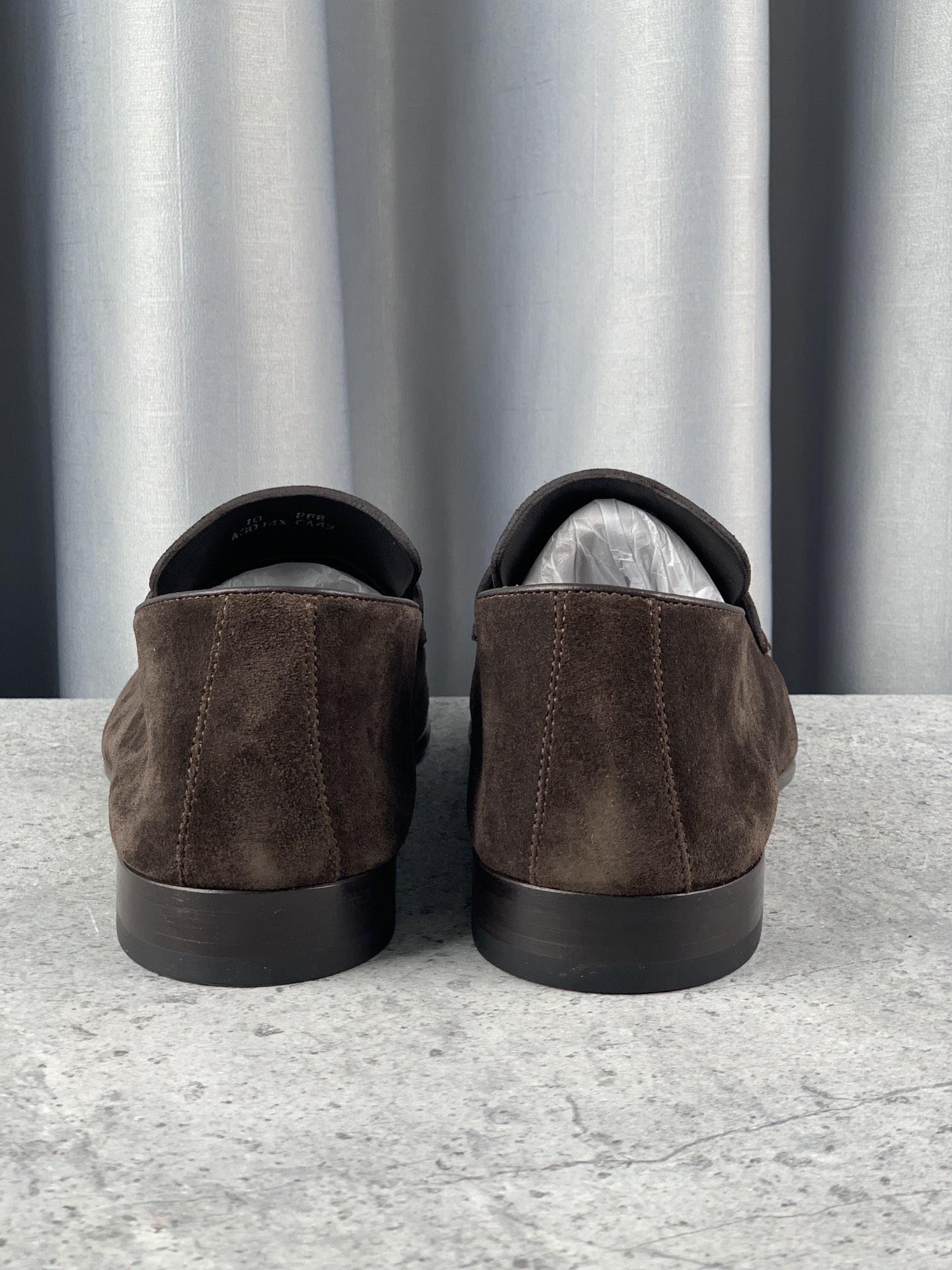 P410 Ermenegildo Zegna New Updated Zeg-L'Asola Loafer FlatLos detalles de ojales a medida del modelo