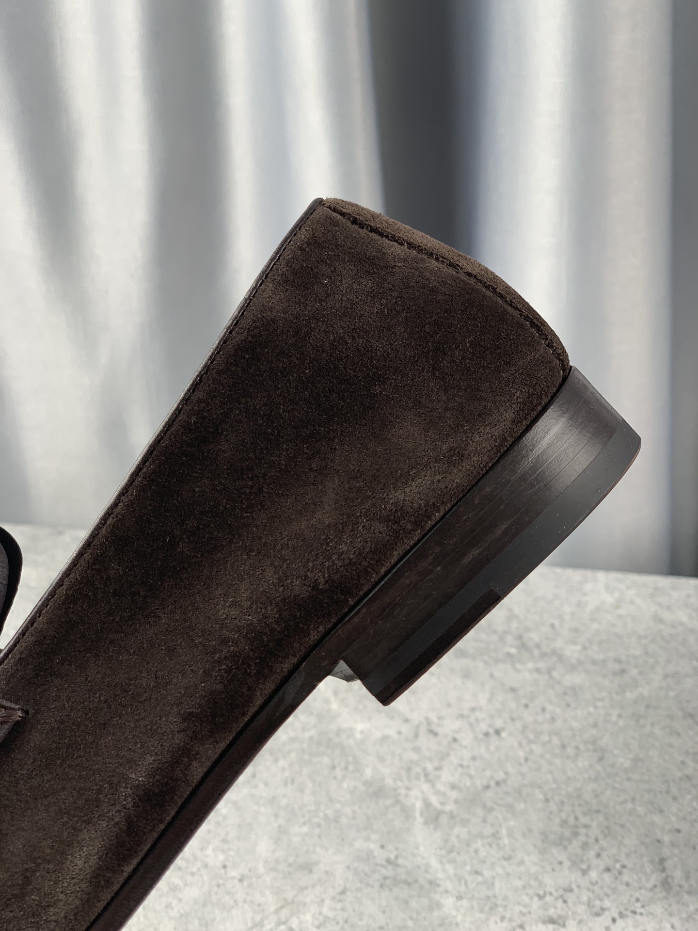P410 Ermenegildo Zegna New Updated Zeg-L'Asola Loafer FlatLos detalles de ojales a medida del modelo