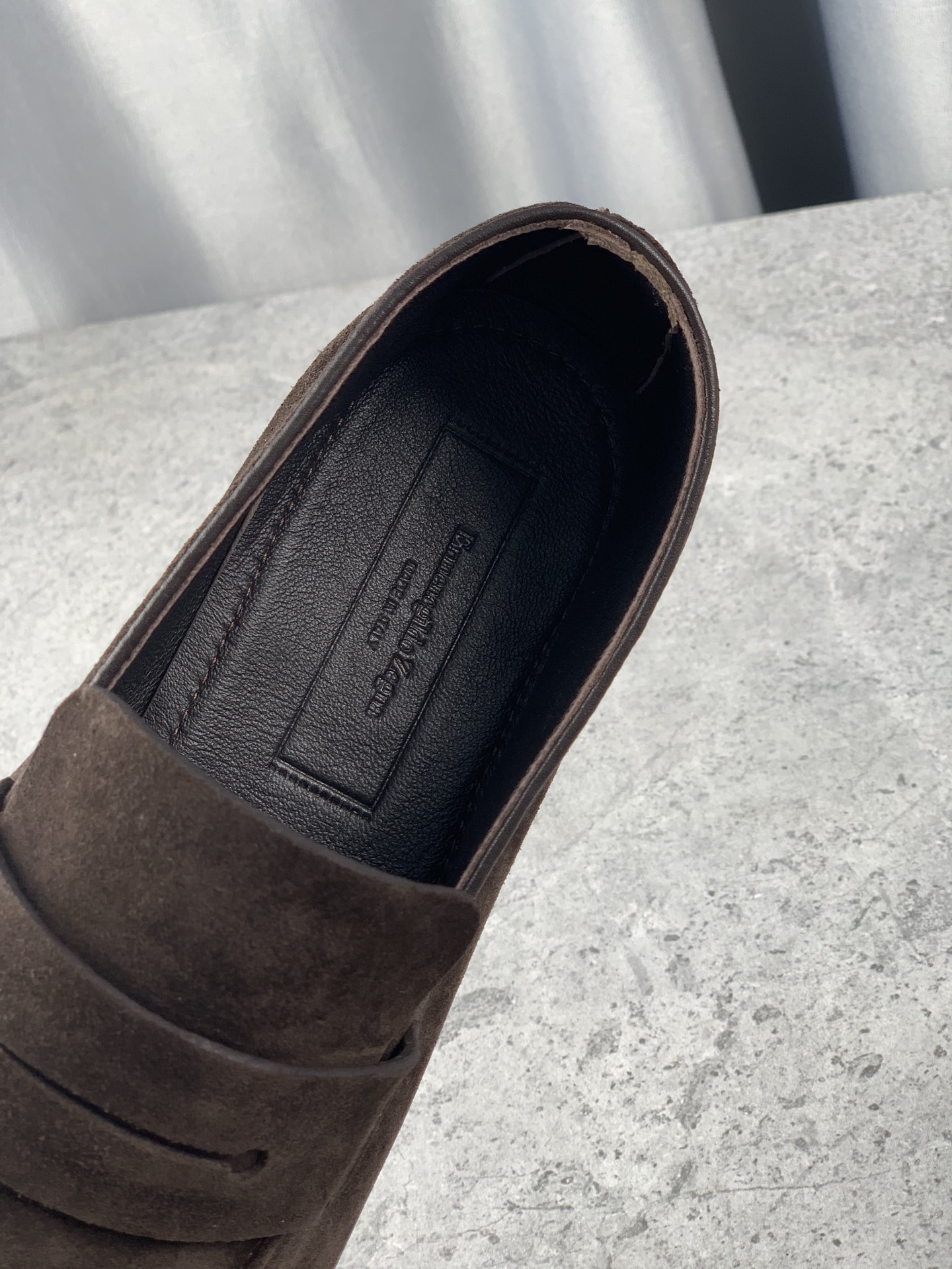 P410 Ermenegildo Zegna New Updated Zeg-L'Asola Loafer FlatLos detalles de ojales a medida del modelo