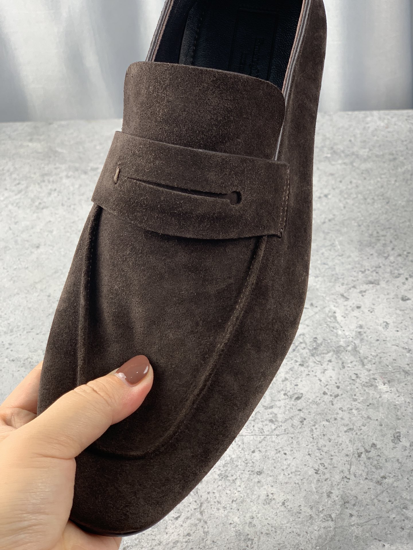 P410 Ermenegildo Zegna New Updated Zeg-L'Asola Loafer FlatLos detalles de ojales a medida del modelo