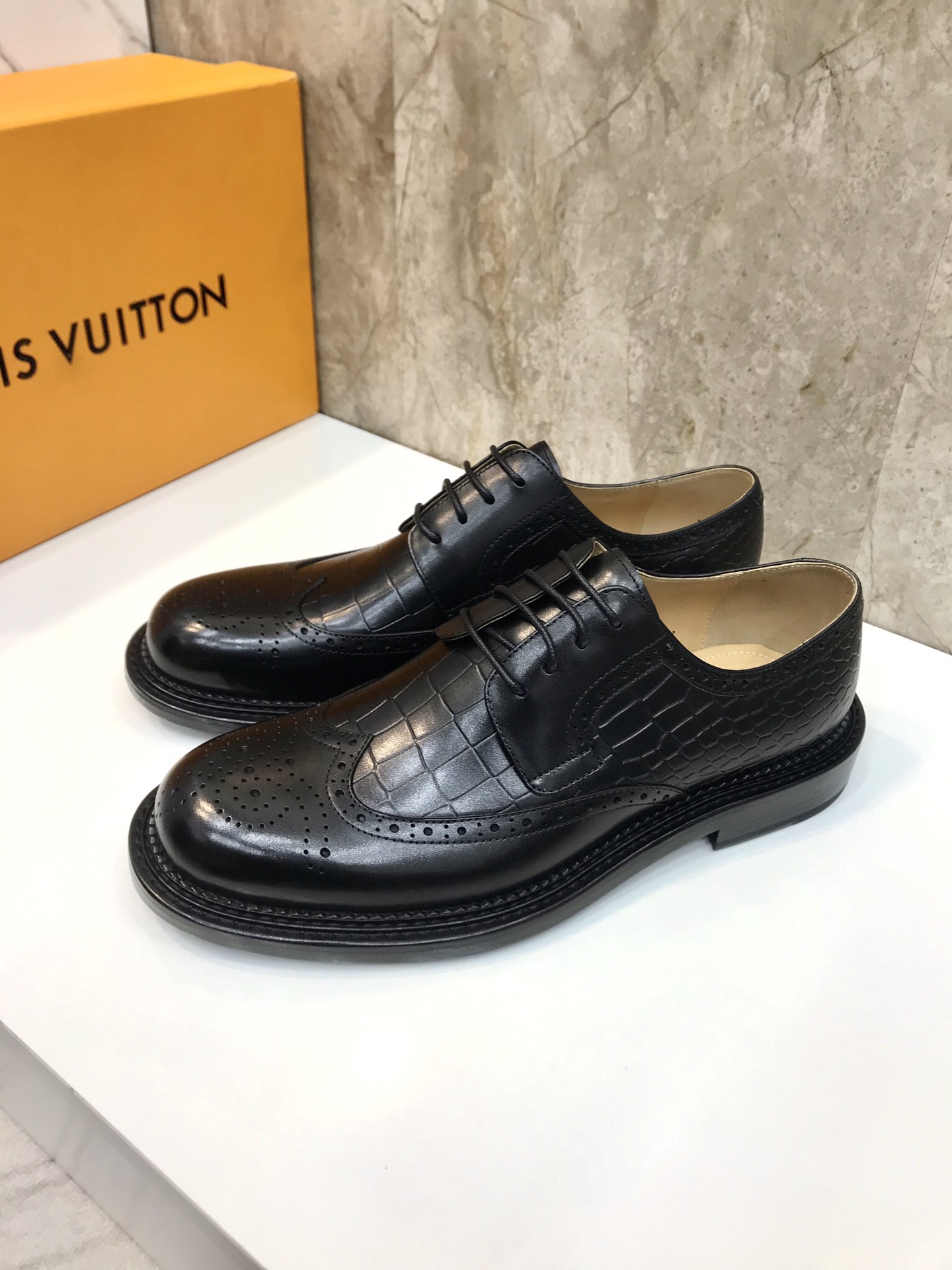 Top Original: P610 Marca: LOUIS*VUITTON (Louis Vuitton) Código estándar: 38-44 (45 grado personaliza