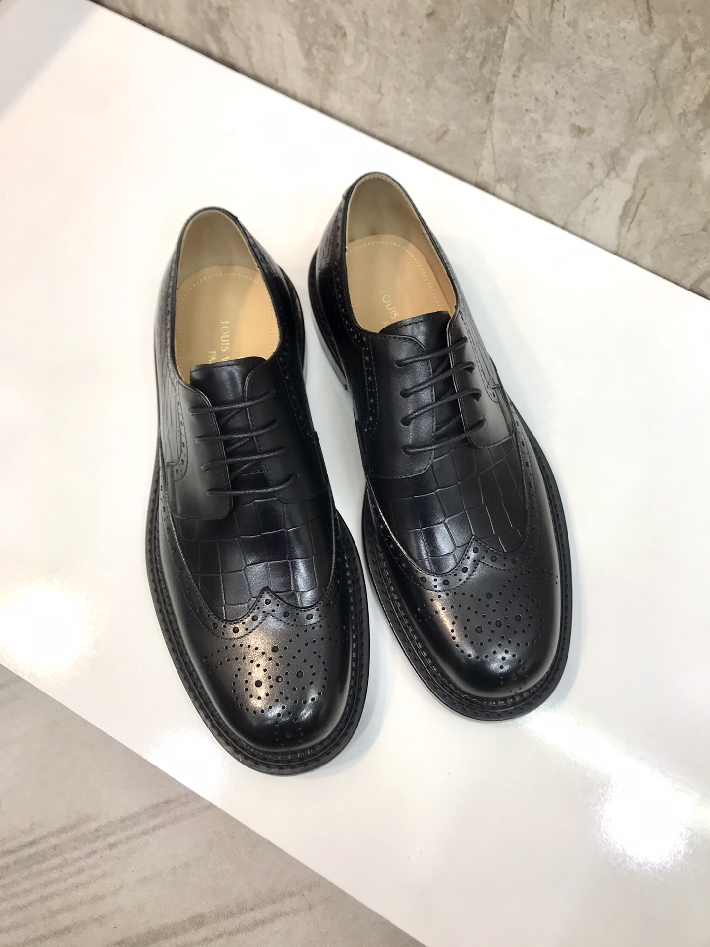 Top Original: P610 Marca: LOUIS*VUITTON (Louis Vuitton) Código estándar: 38-44 (45 grado personaliza
