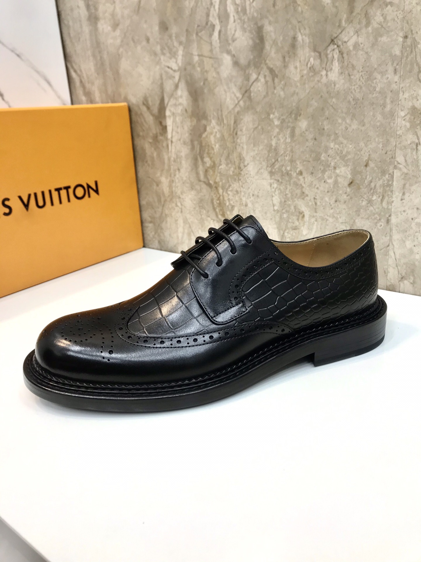 Top Original: P610 Marca: LOUIS*VUITTON (Louis Vuitton) Código estándar: 38-44 (45 grado personaliza
