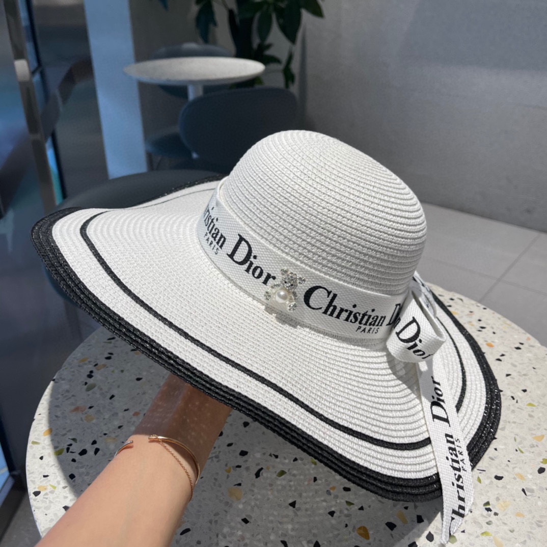 【Dior迪奥】软草草编草帽盆帽礼帽🤩细节控，很时尚，百搭单品～出街首选，新款帽型超美腻