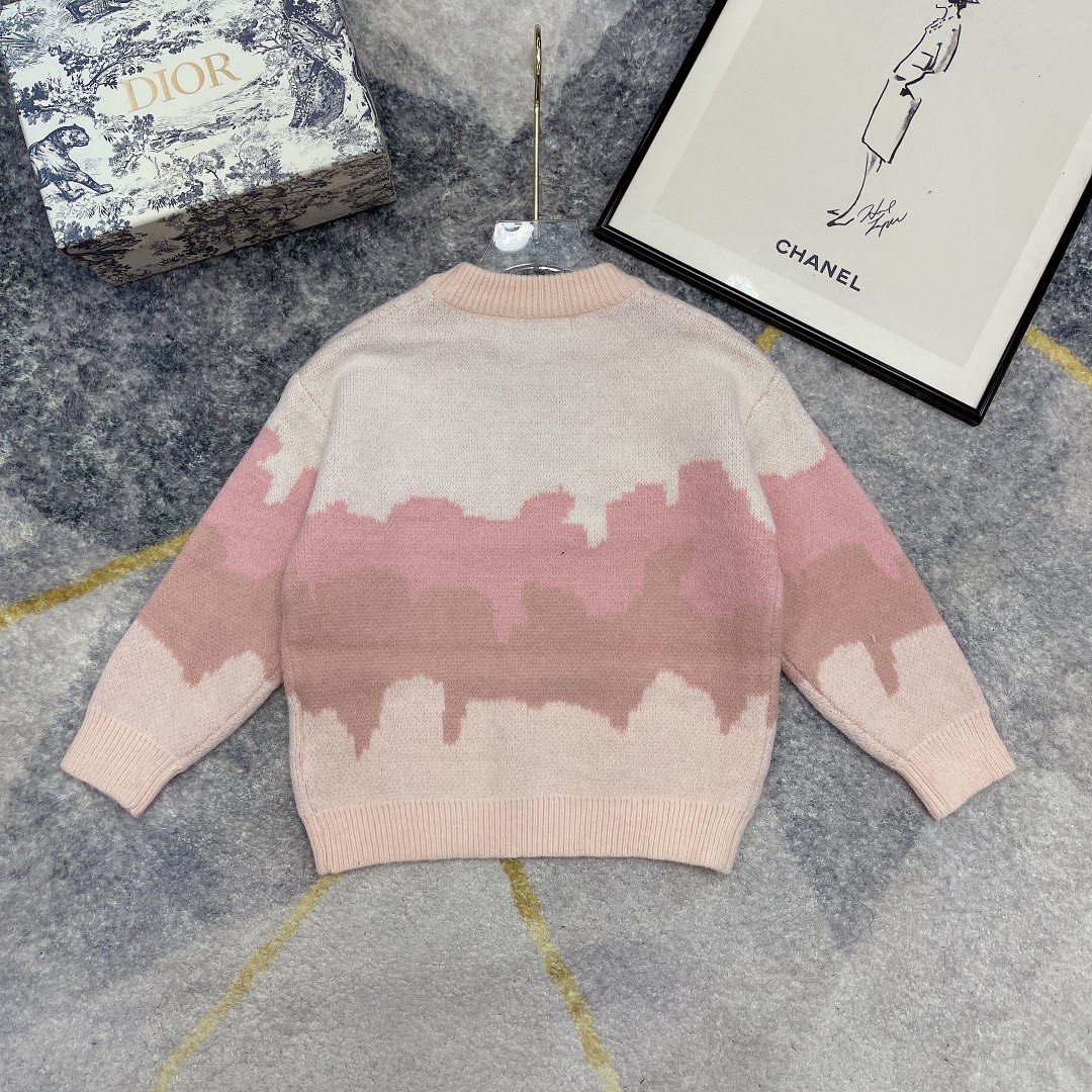 Valentino Child’s High-End Custom Knitted Sweater Collection: Classic, High-Quality, Cozy, Modern. - 图片 9