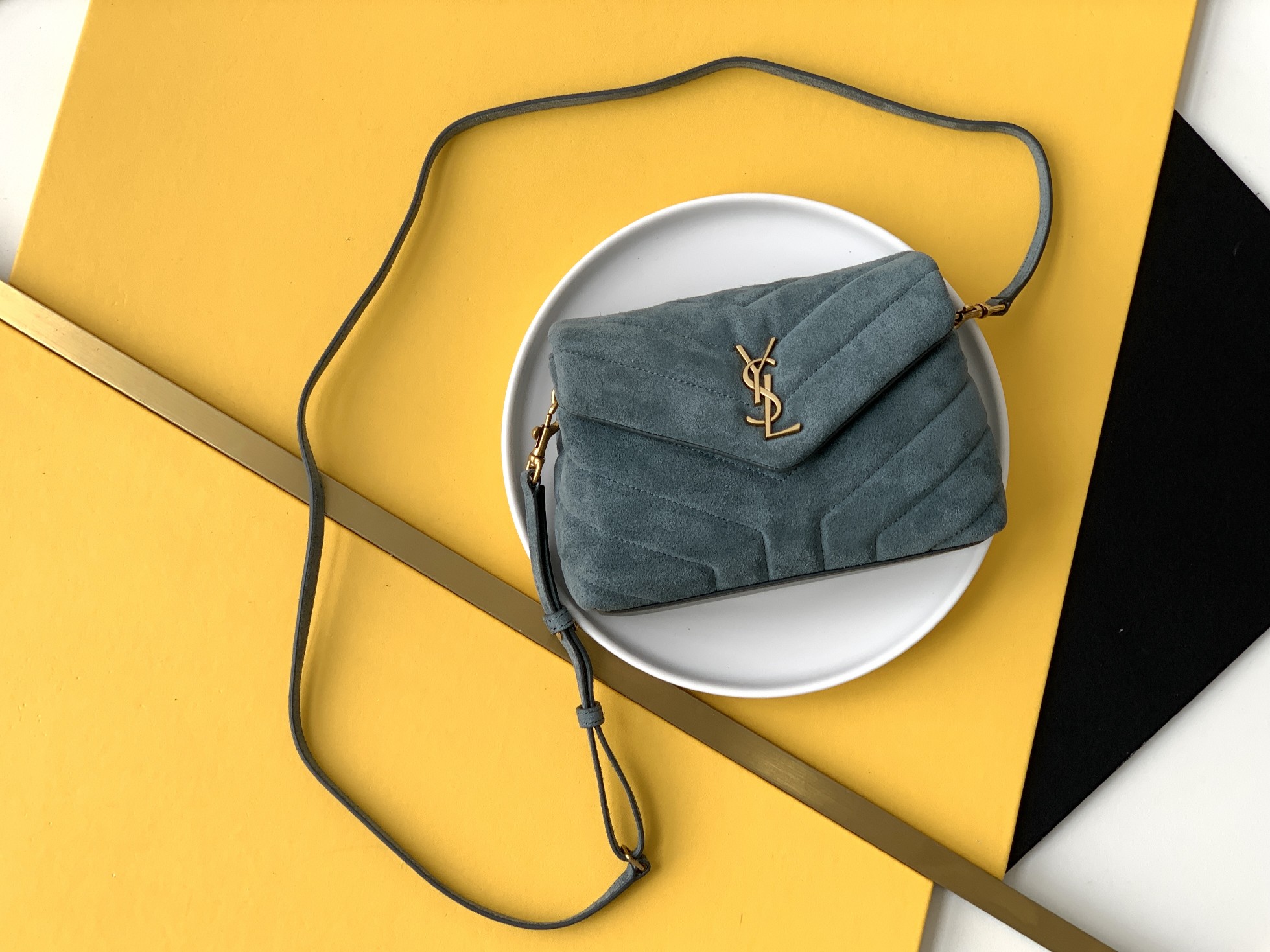Suede Shoulder Bag Gold Hardware Flap Compartment