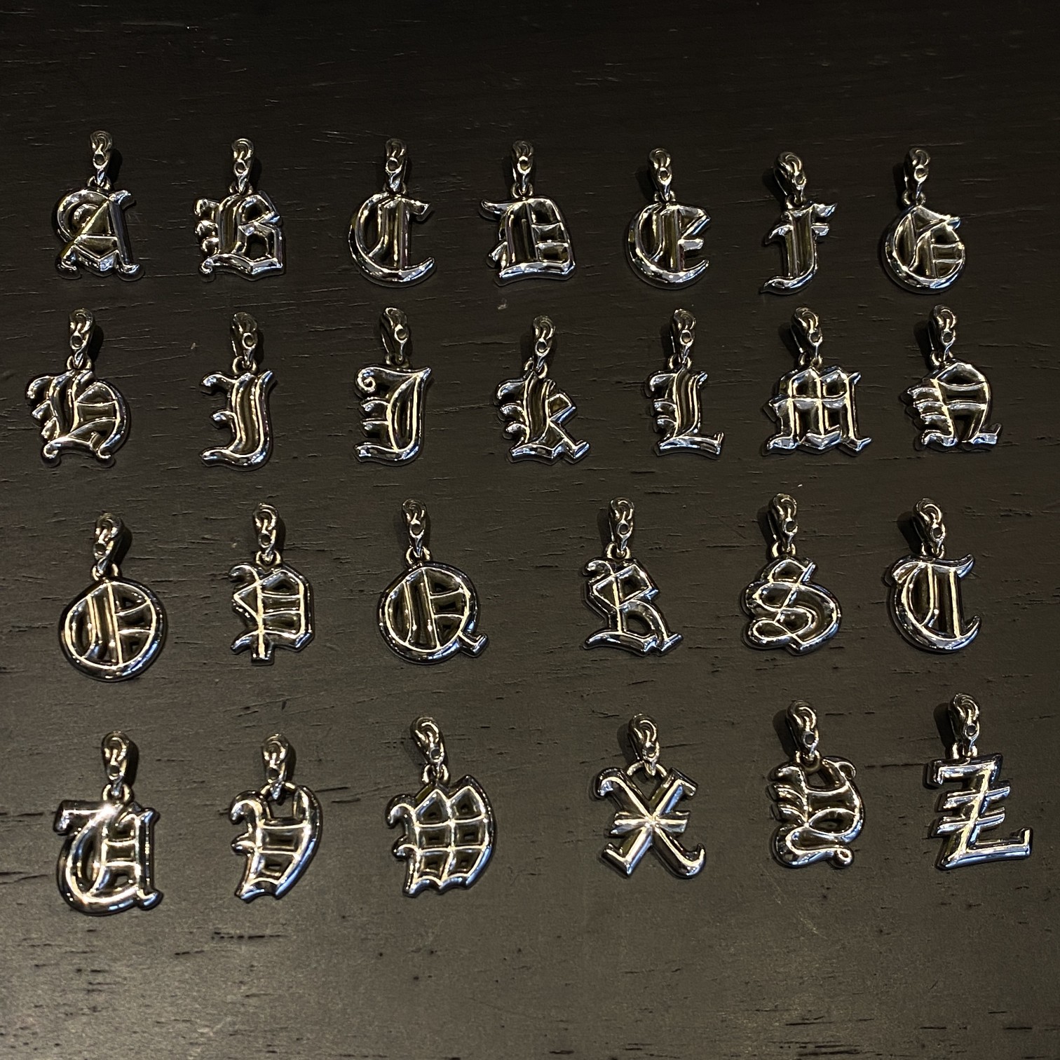 Chrome Hearts 新品上架𝐂𝐡𝐫𝐨𝐦𝐞 𝐡𝐞𝐚𝐫𝐭𝐬克罗心 26个字母项链