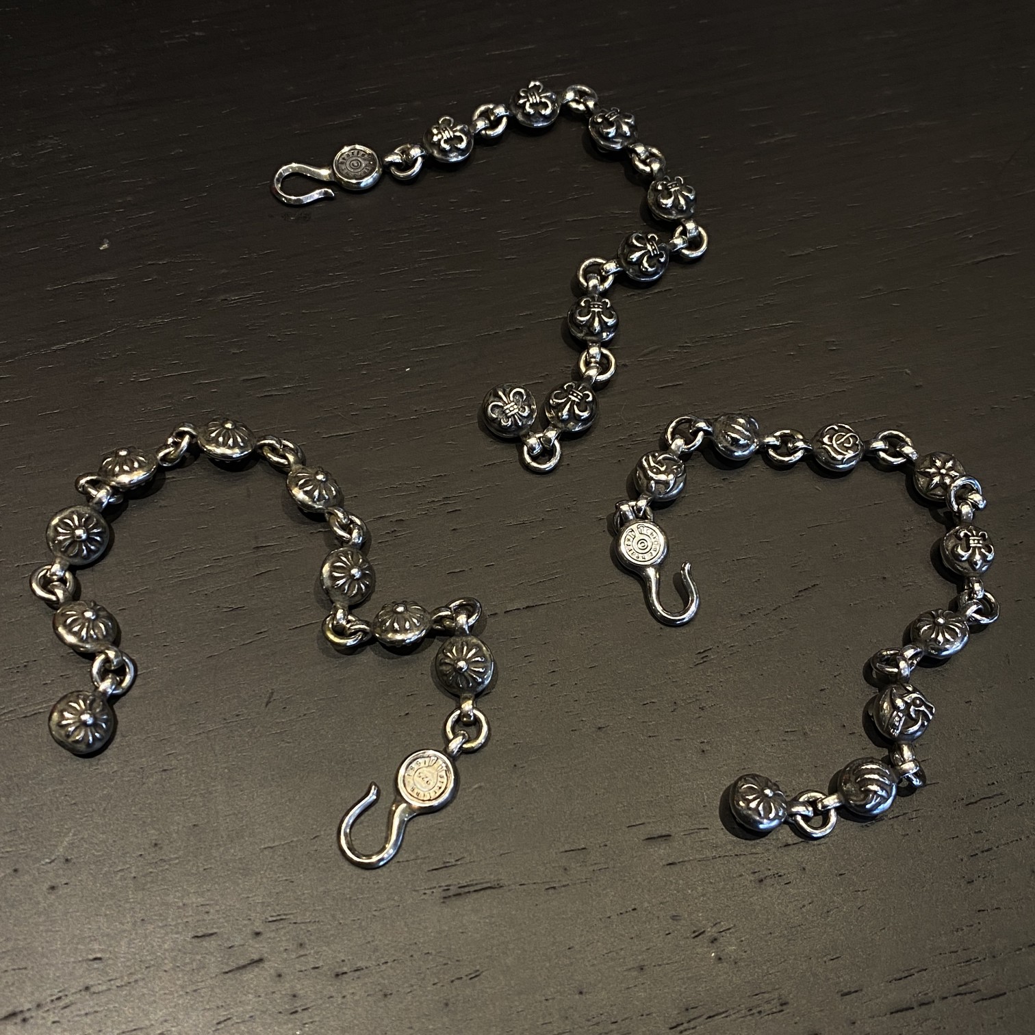 Chrome Hearts 新品上架𝐂𝐡𝐫𝐨𝐦𝐞 𝐡𝐞𝐚𝐫𝐭𝐬 克罗心六元素花珠手链