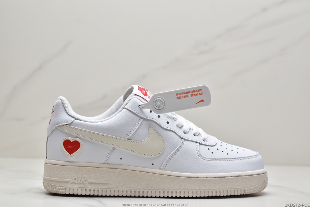 160 耐克Nike Air Force 1“ Valentine’s Day” 空军一号白红情人节DD7117-100