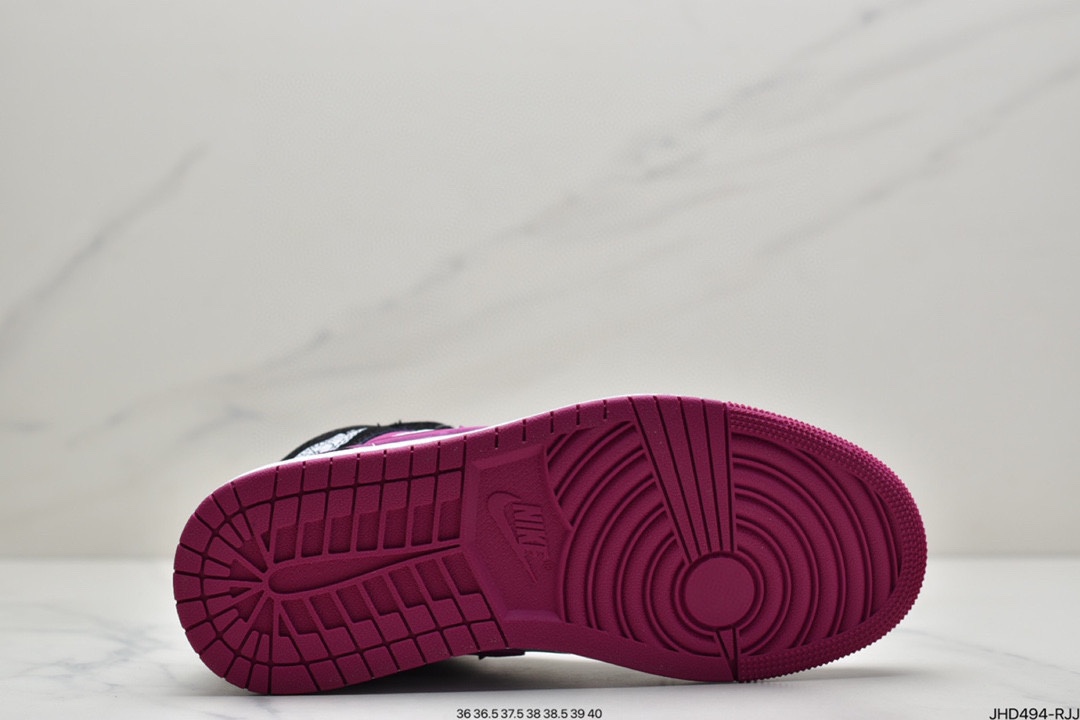 190 Air Jordan 1 Mid ”Obsidian”黑曜石 乔一中邦 554724-174