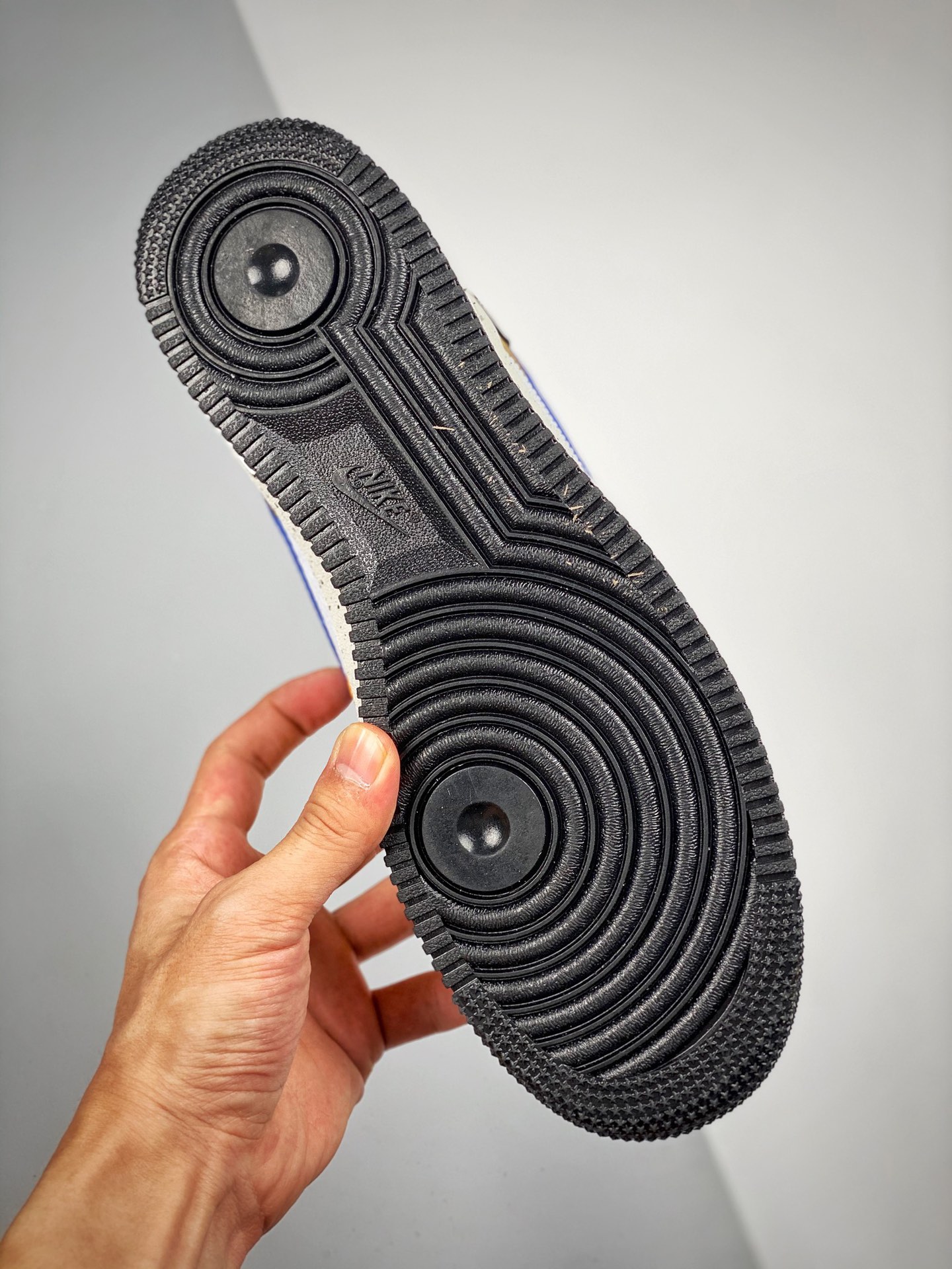 Miniatura 7