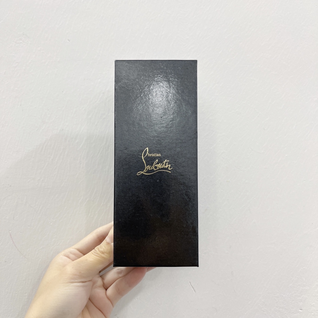 Christian Louboutin Rouge Lipstick - 502M Retro Red, High-End Quality