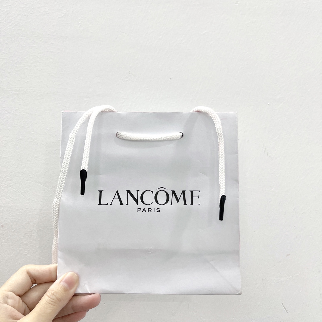 Lancome Limited Edition Leather Lipstick Set - French Words Of Love Design 6 i1635917634 6361 5