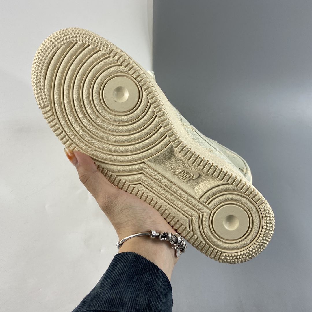 P240  NIKE Air Force 1’07 Mid 李维斯水洗中邦休闲板鞋 651122-215