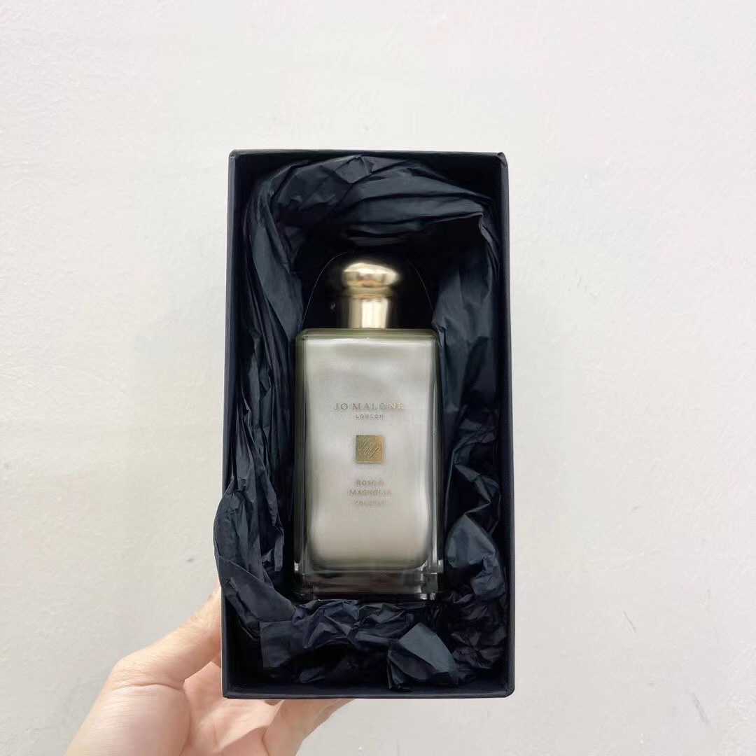 Jo Malone Rose & Magnolia Cologne 100ml - Limited Edition Fragrance 2 i1635925577 7990 1