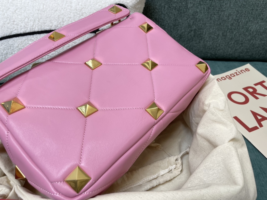 Valentino华伦天奴Garavani Roman Stud 纳帕羊皮革链条包0188